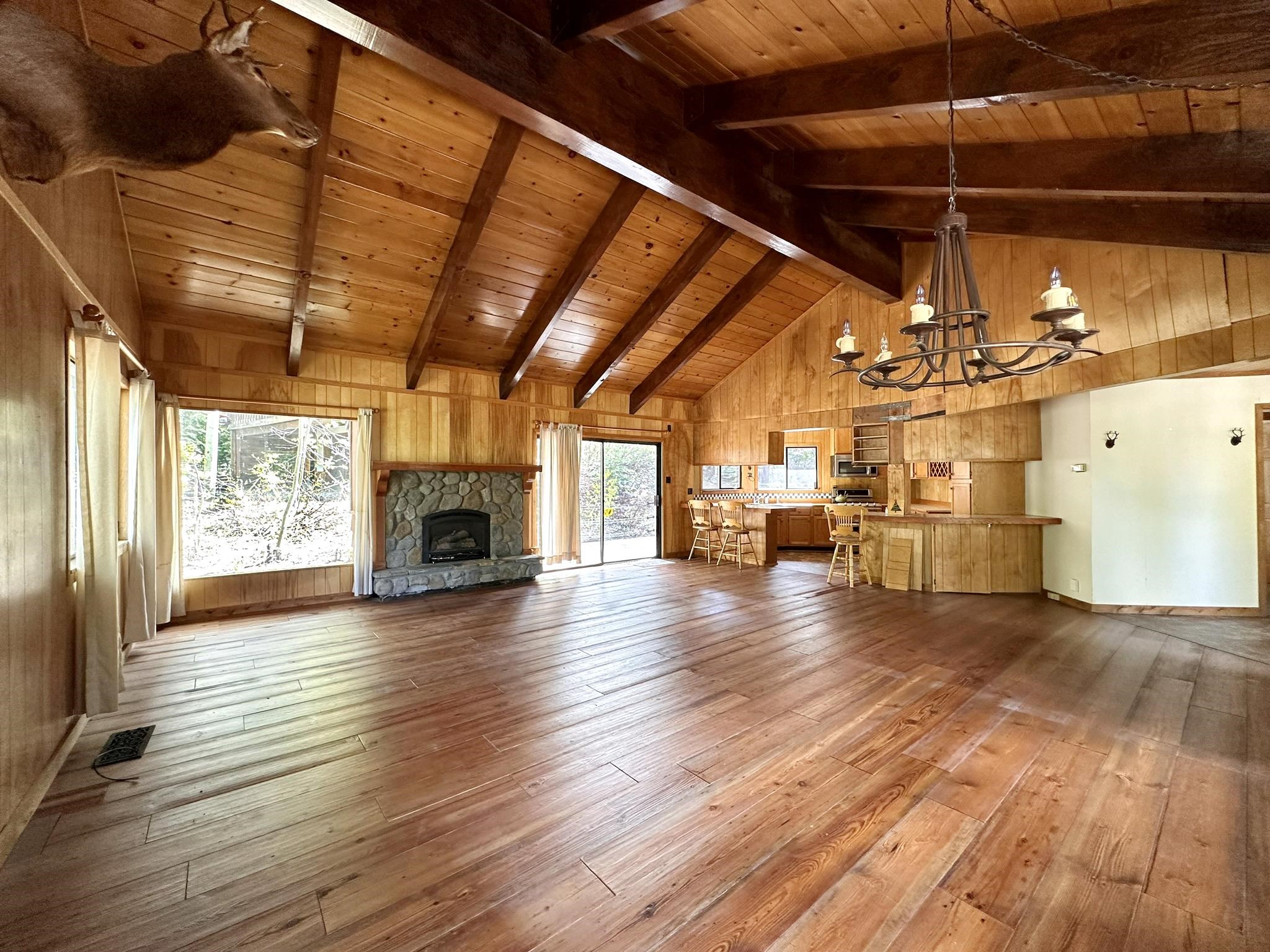 390 Tanager Drive