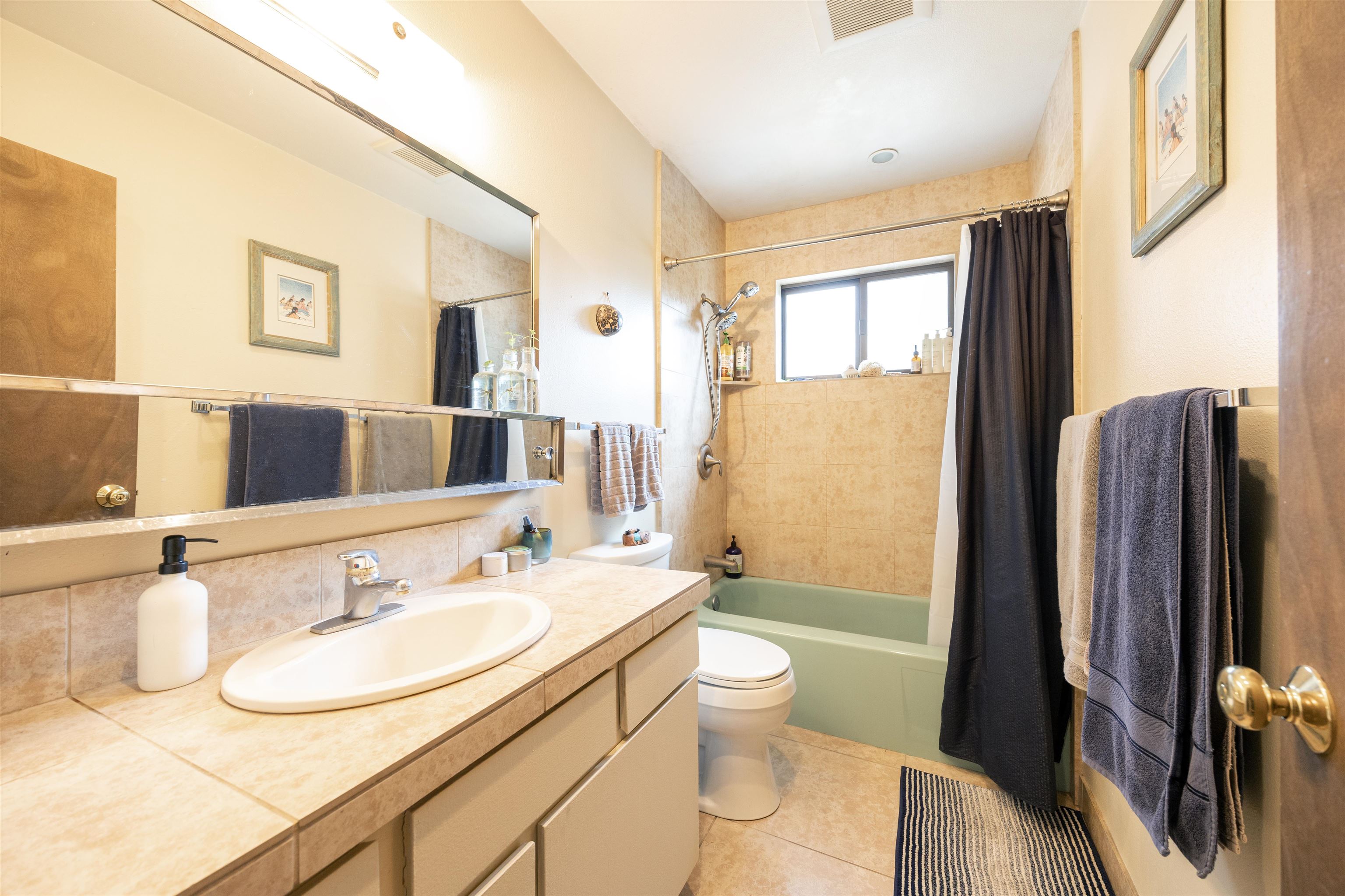 479 Jackpine Street Unit: A and B/480 Red Cedar