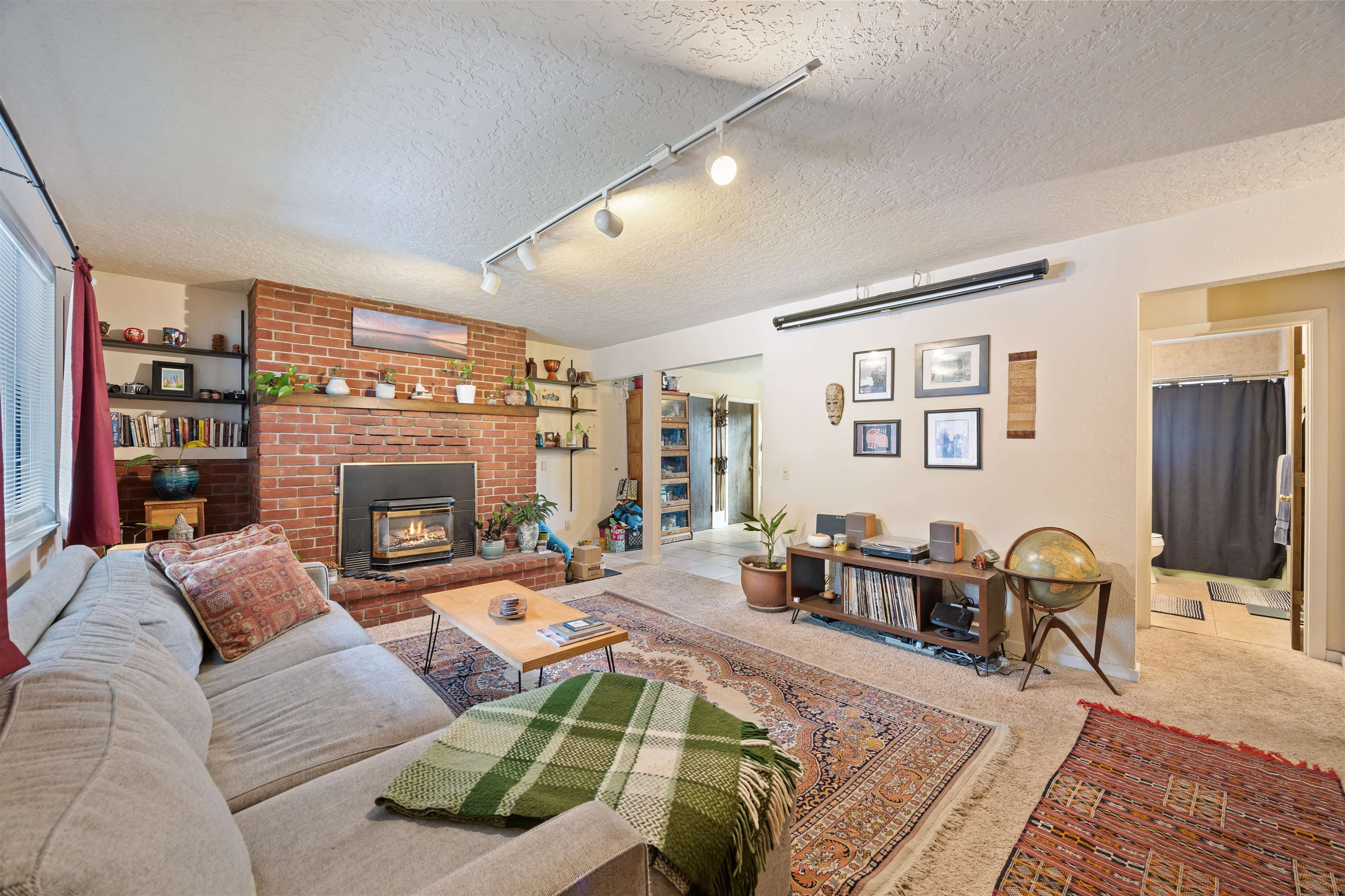479 Jackpine Street Unit: A and B/480 Red Cedar