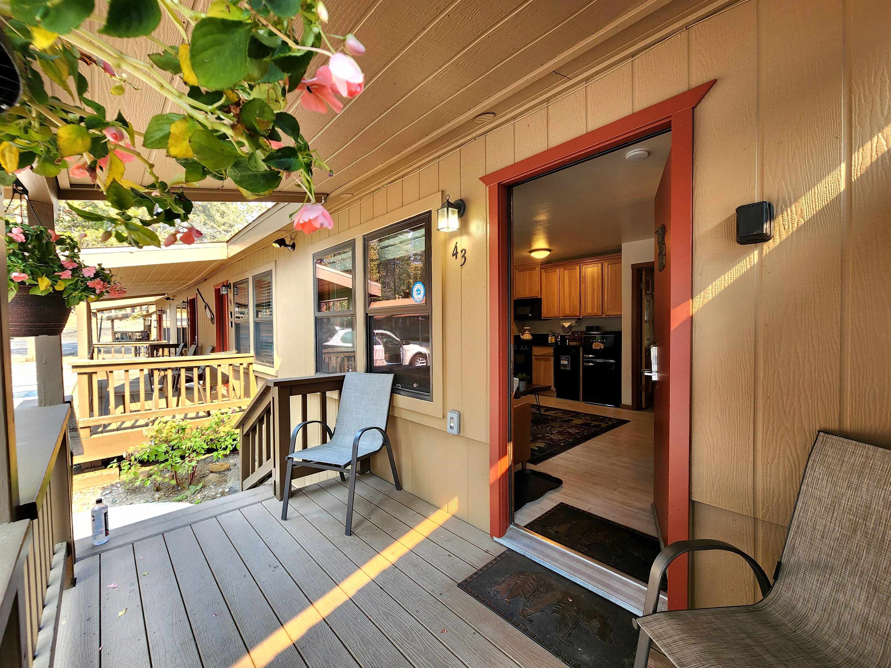 6943 North Lake Boulevard Unit: 43