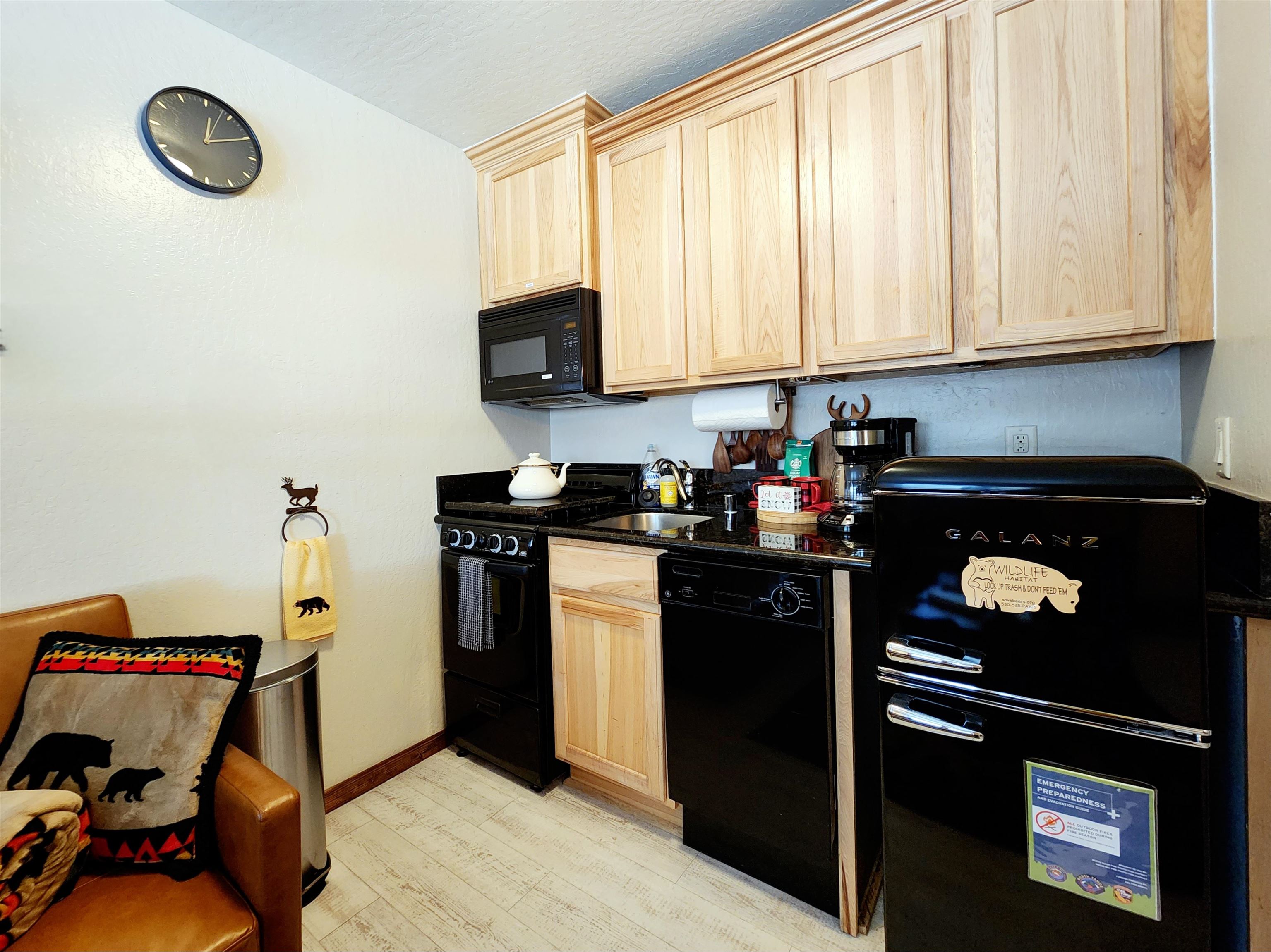 6943 North Lake Boulevard Unit: 43