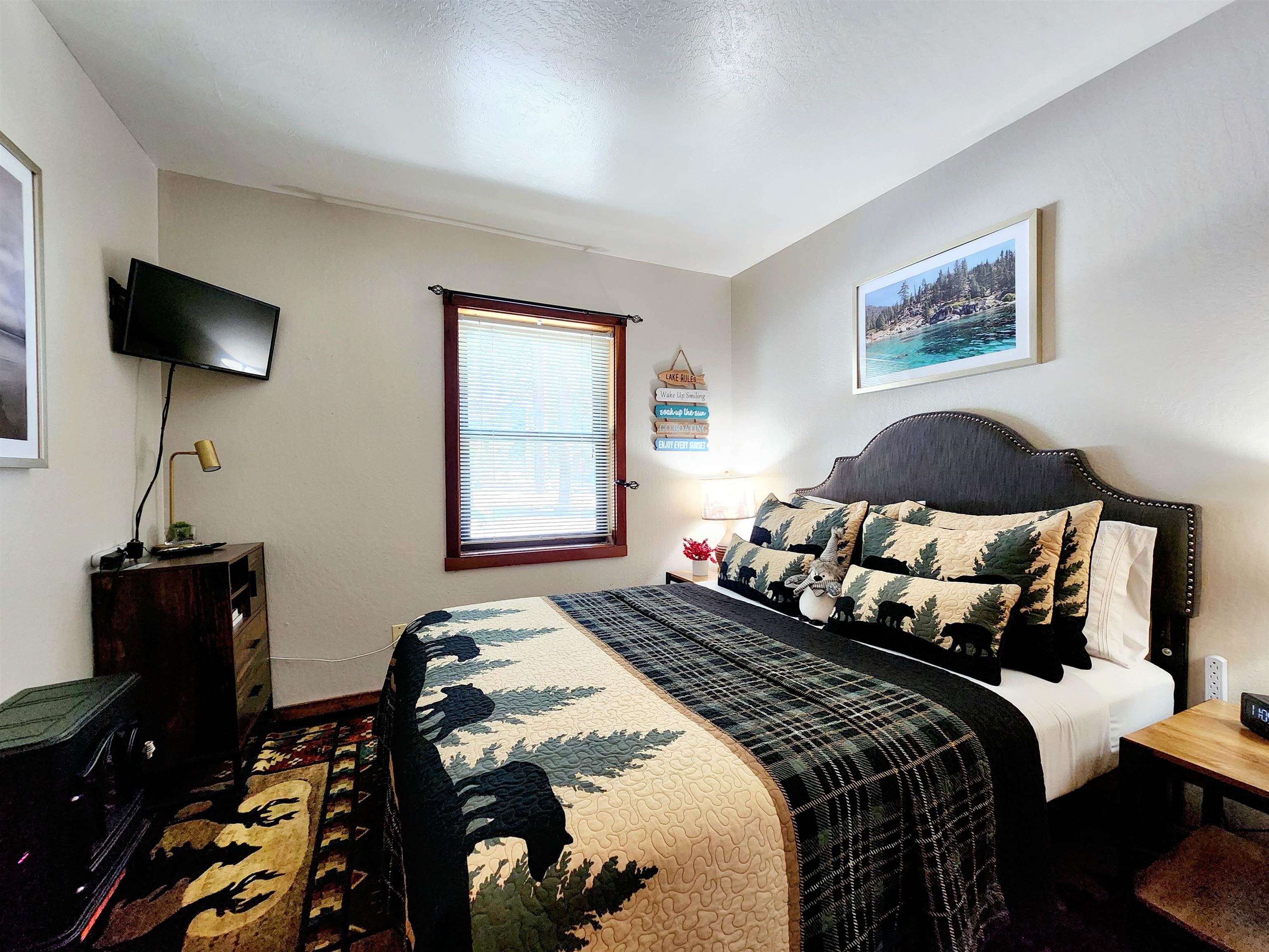 6943 North Lake Boulevard Unit: 43