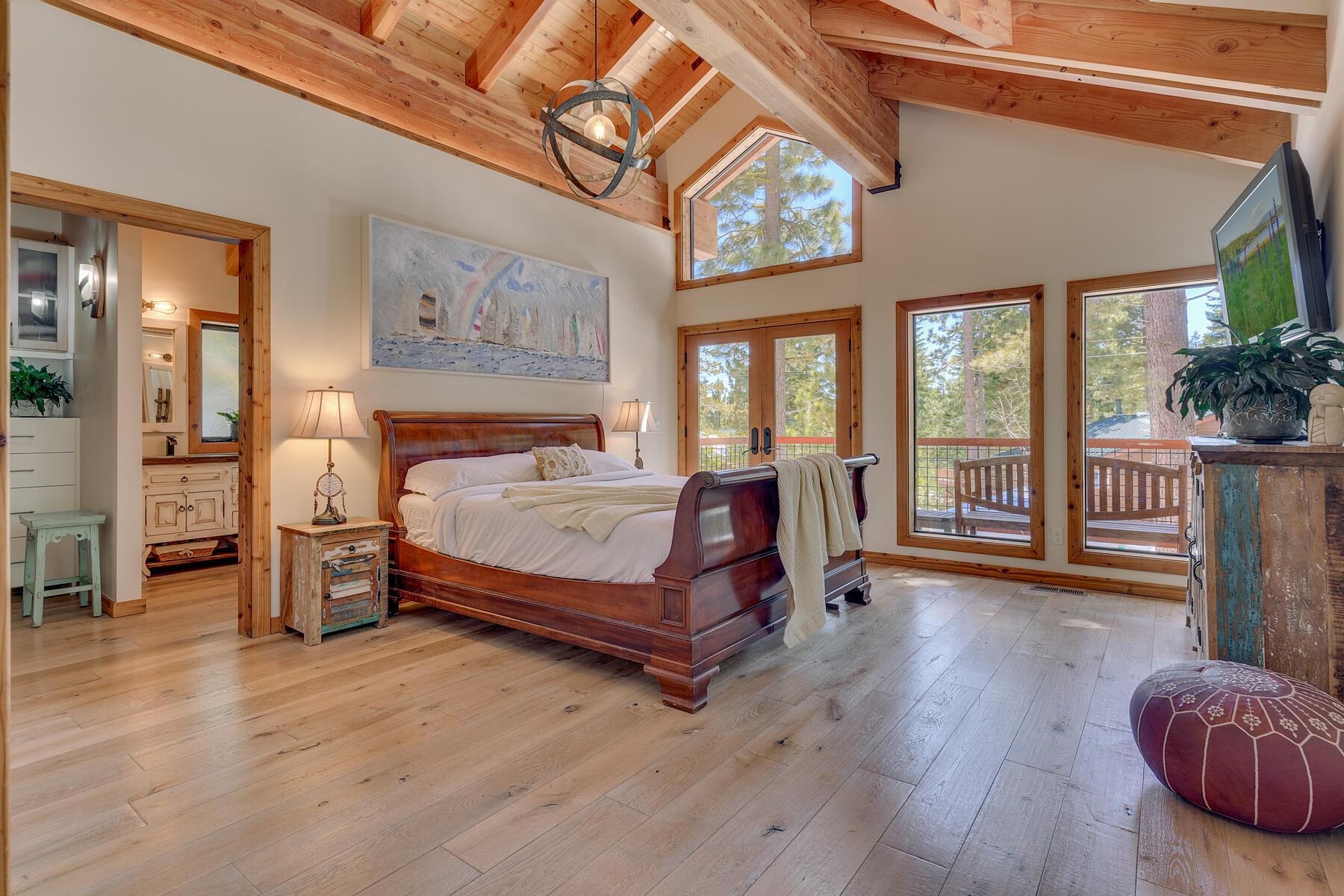 1940 Silver Tip Drive