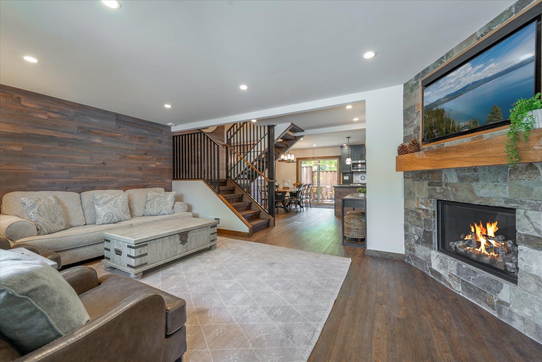 3101 Lake Forest Road Unit: 166
