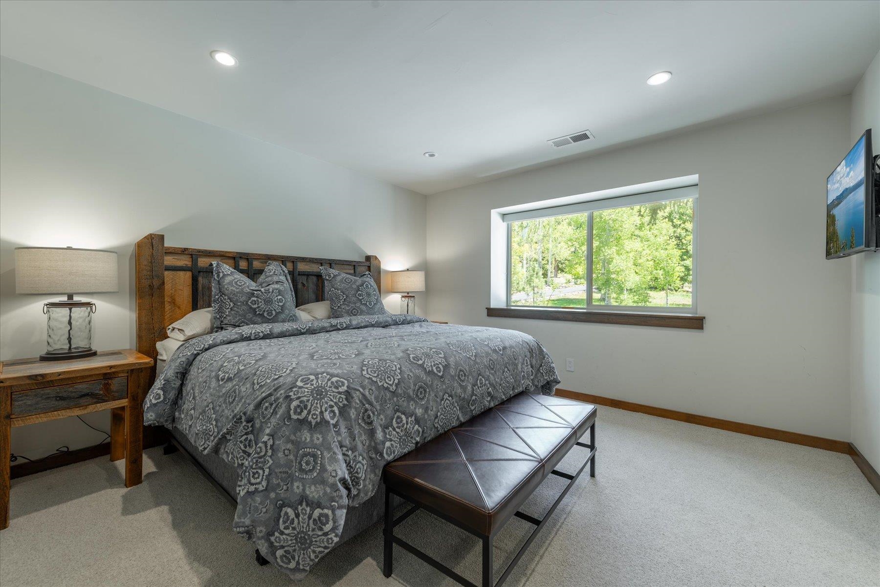 3101 Lake Forest Road Unit: 166