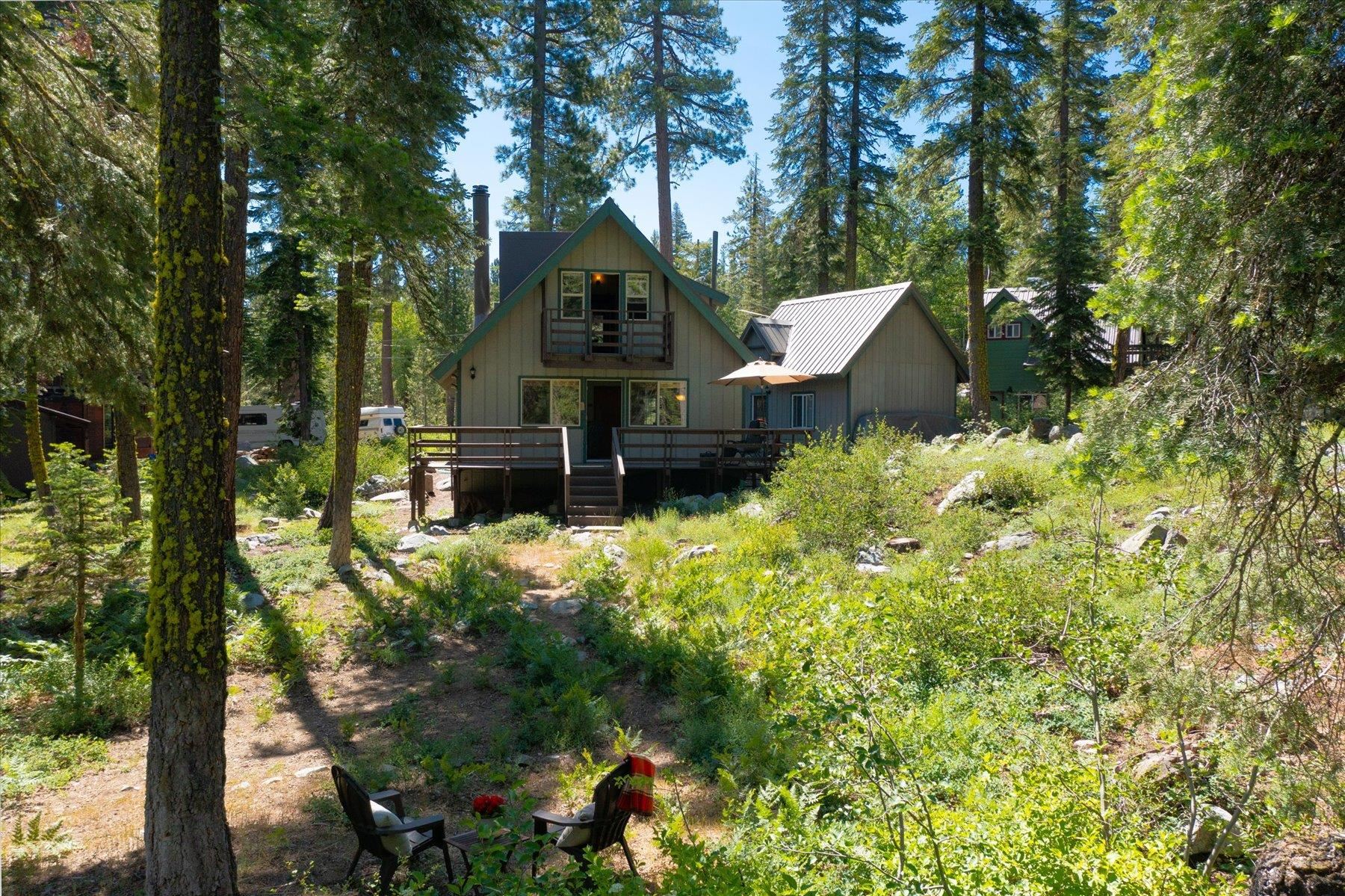 940 Woodside Court