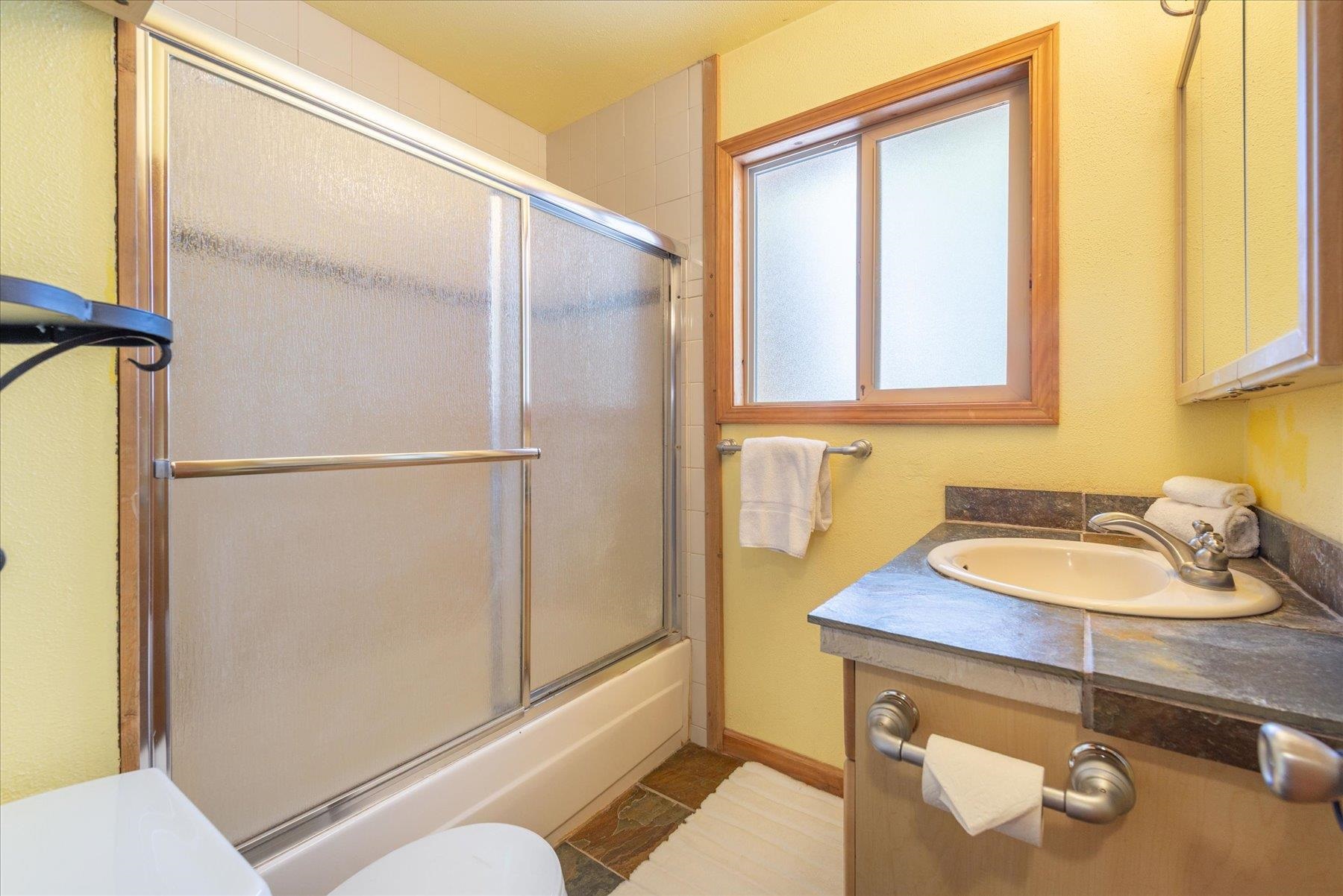 3101 Lake Forest Road Unit: 17
