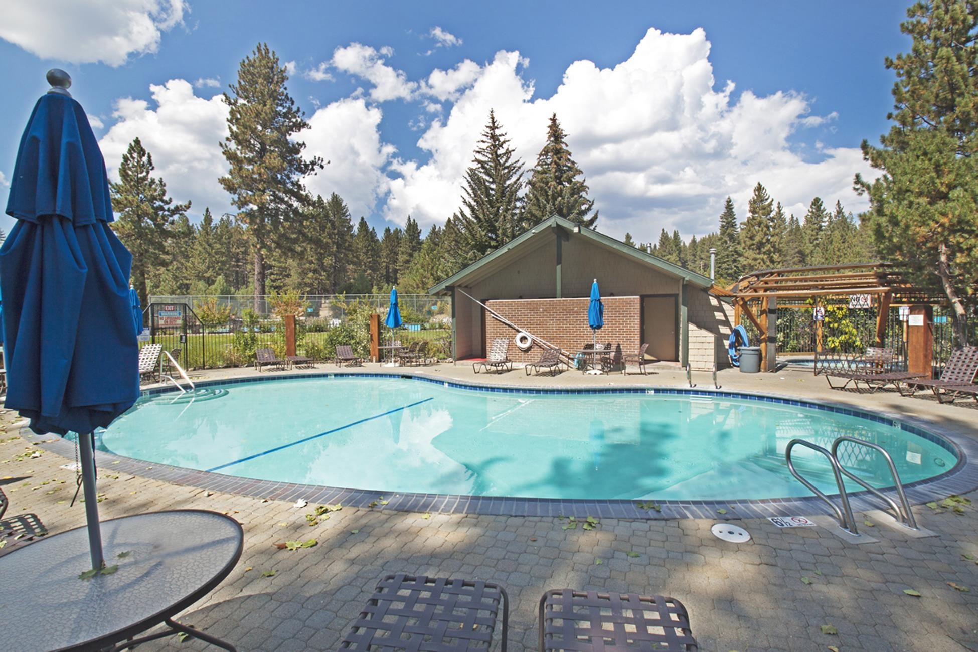 3101 Lake Forest Road Unit: 17