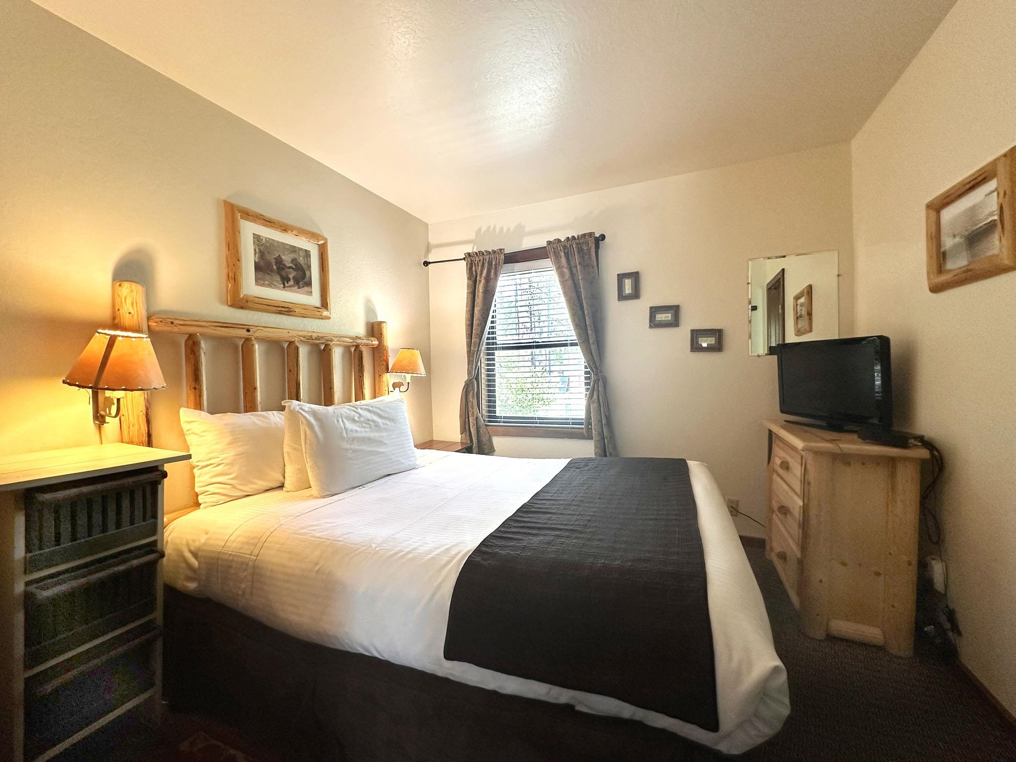 6943 North Lake Boulevard Unit: 46