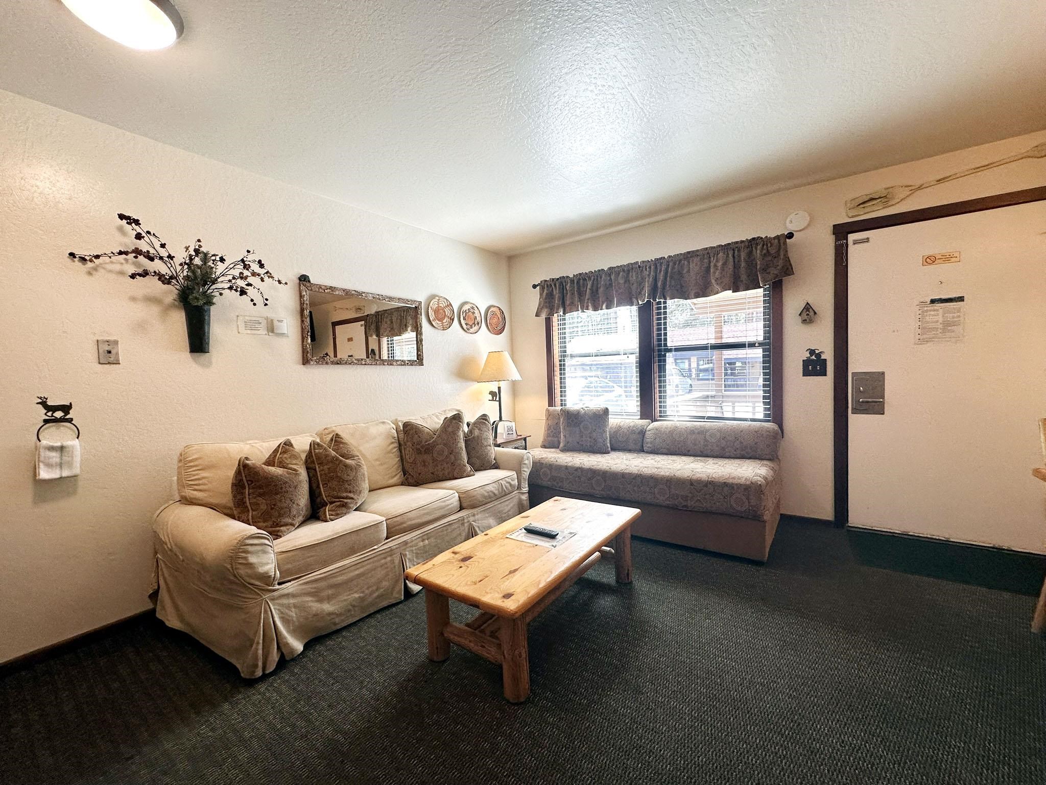 6943 North Lake Boulevard Unit: 46