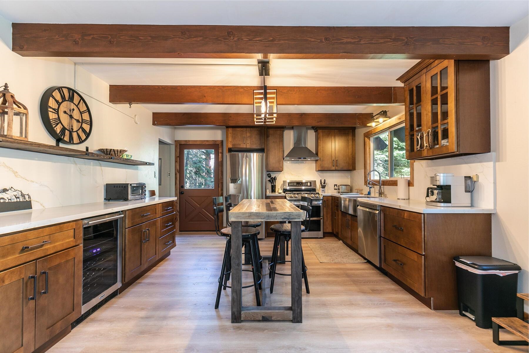 460 Grouse Drive