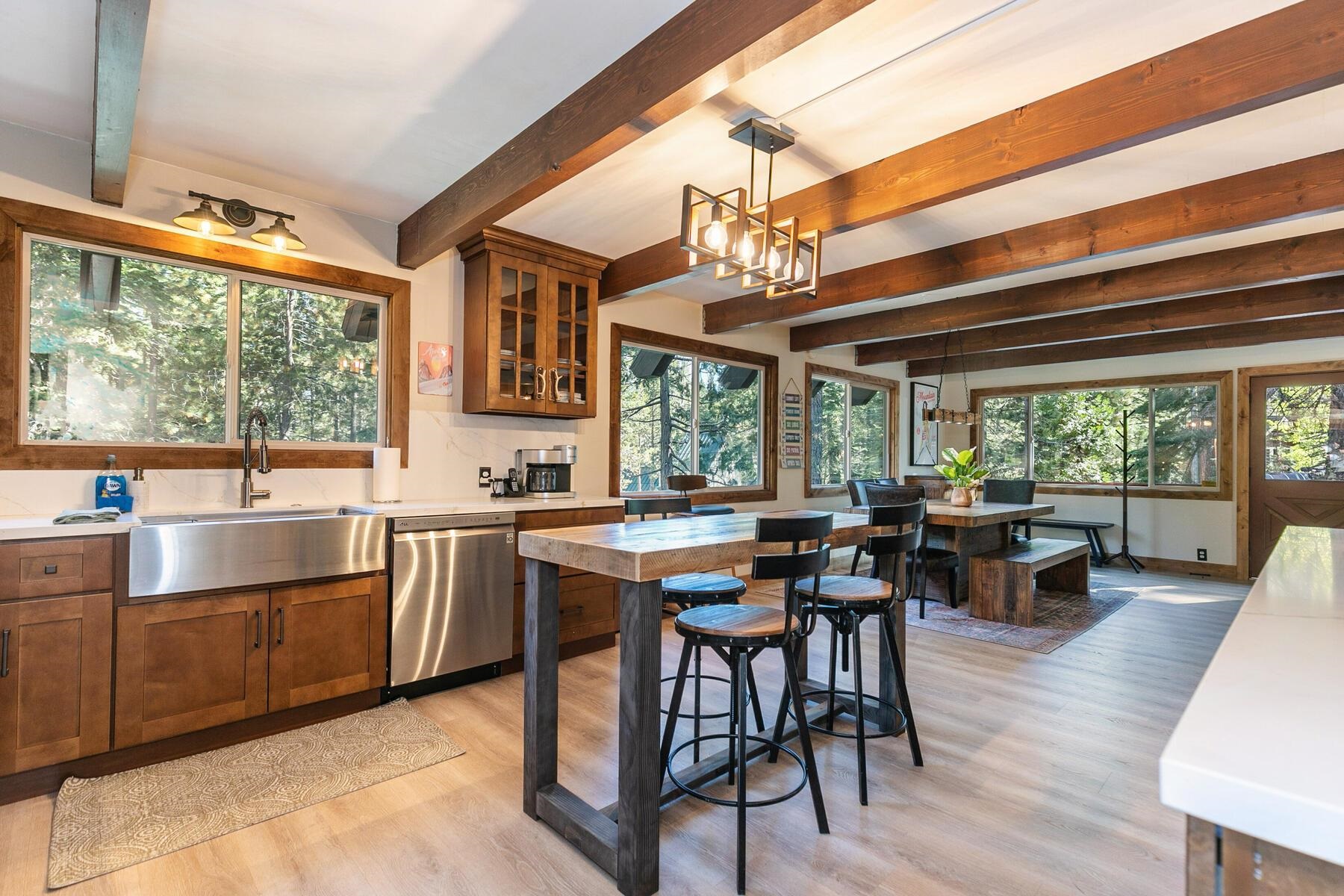 460 Grouse Drive