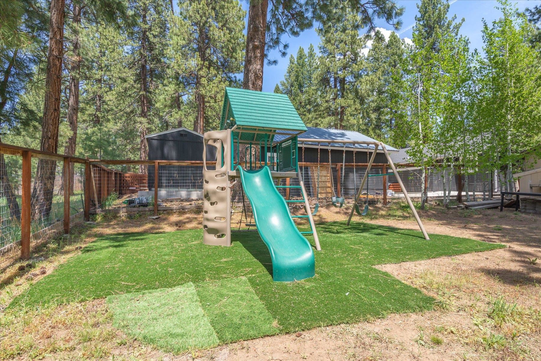 10243 Laburnham Circle