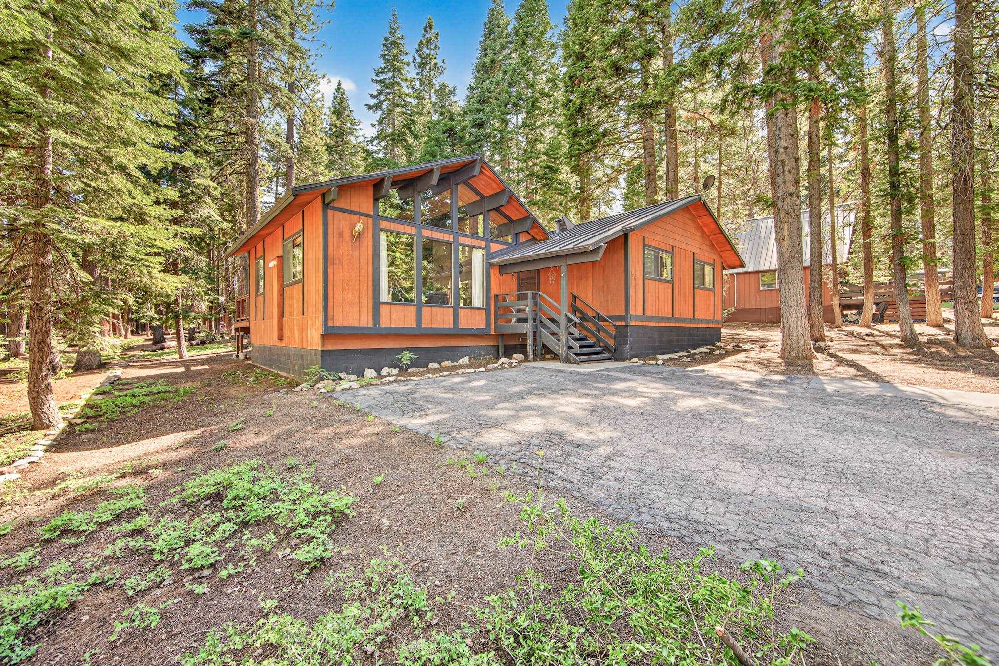 725 Chapel Lane
