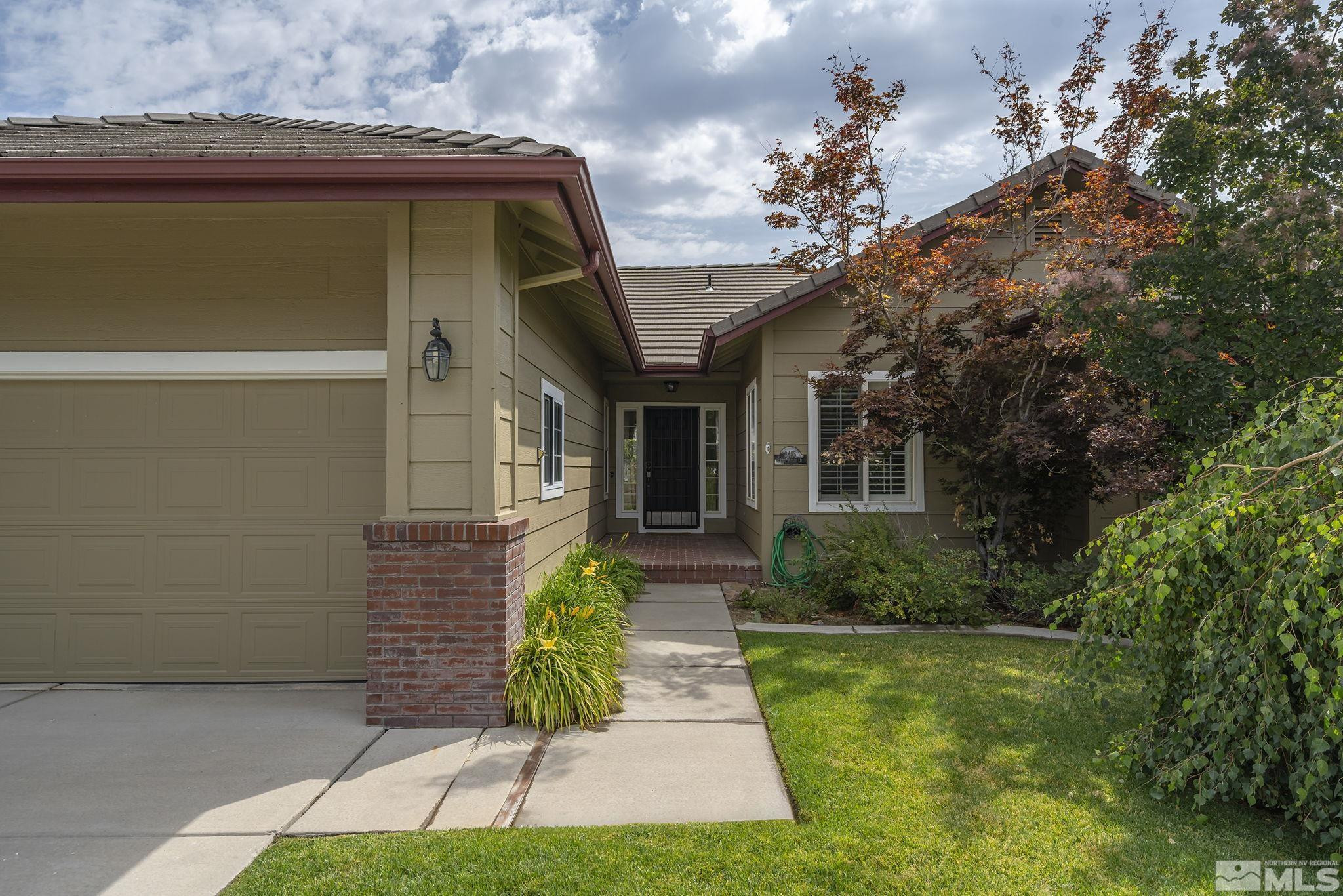 2485 Deer Valley Drive