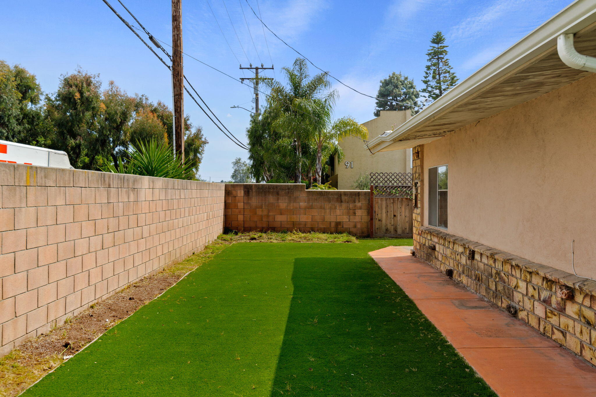 5605 Armitos Avenue