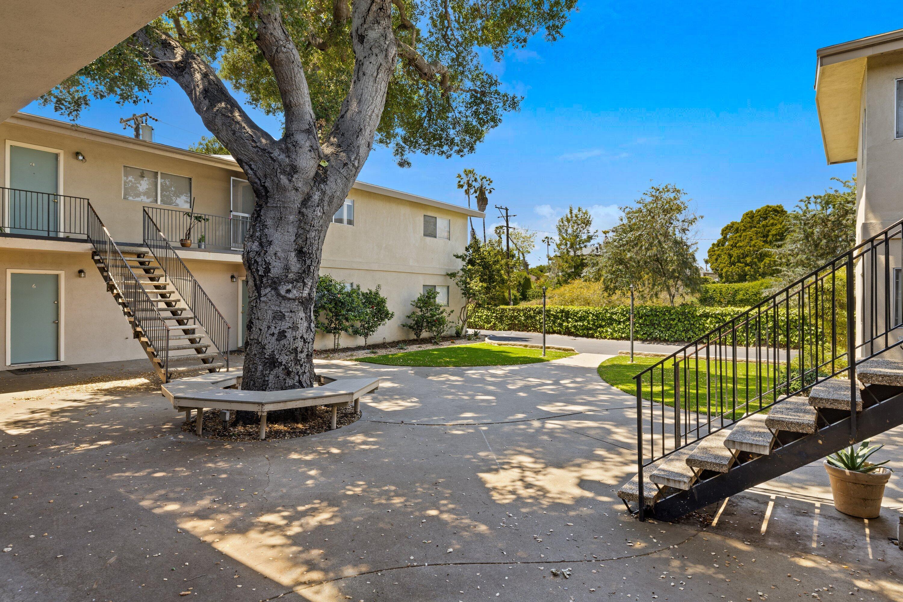 1924 San Pascual Street
