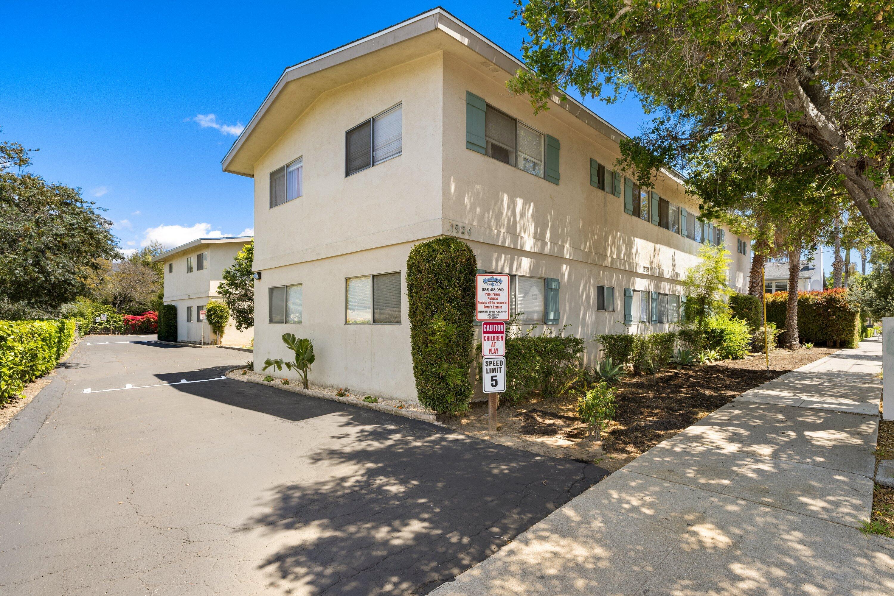 1924 San Pascual Street