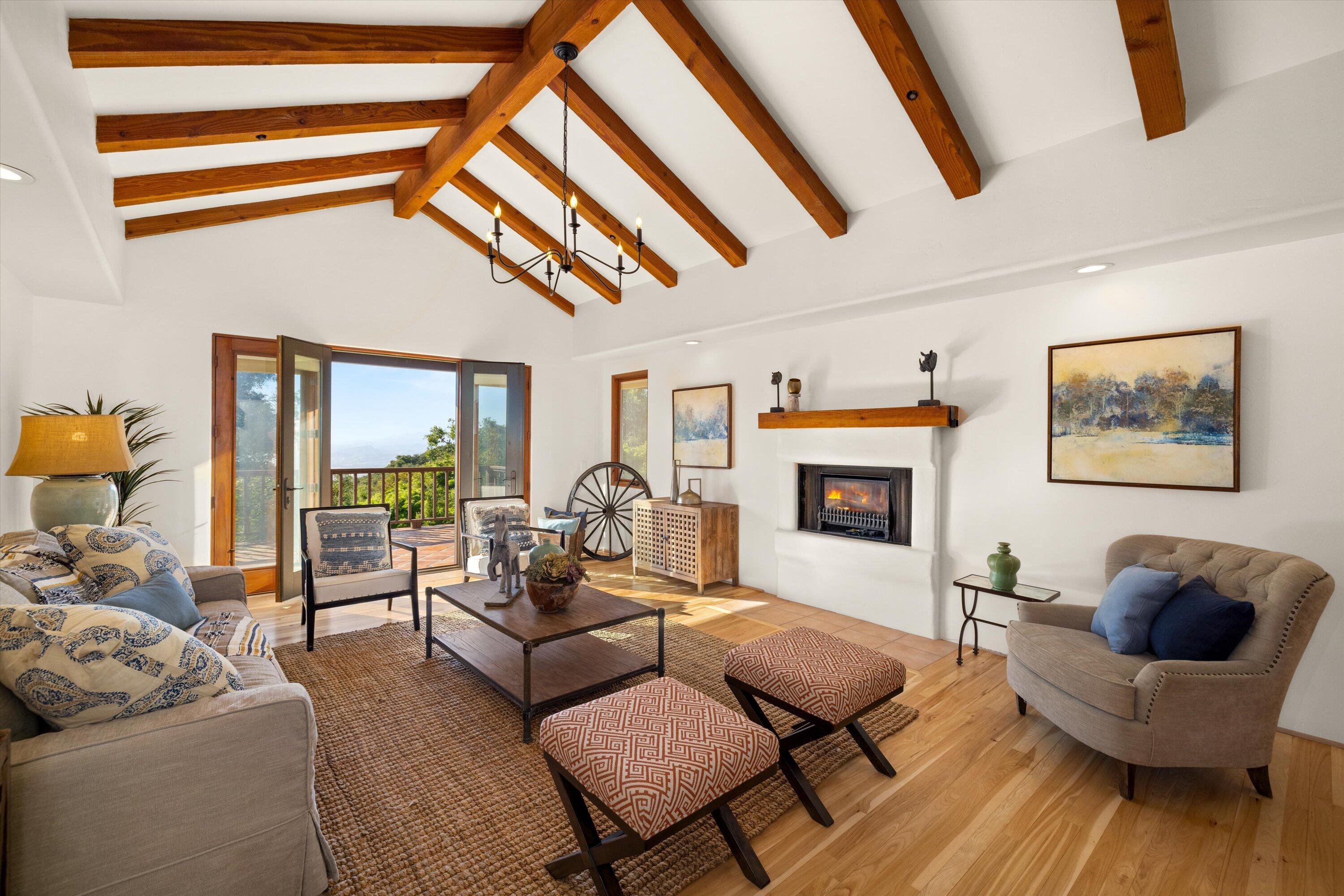 5200 E Camino Cielo