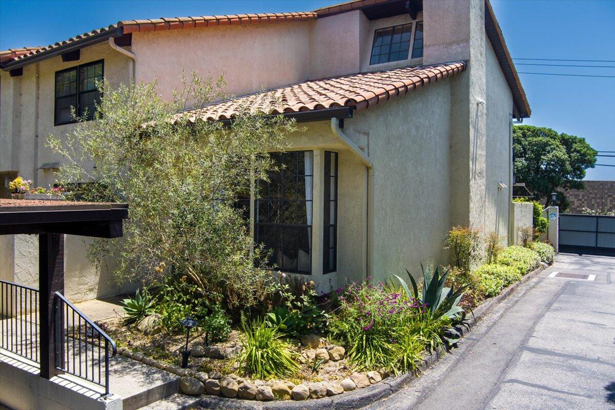 1930 N Jameson Lane, A