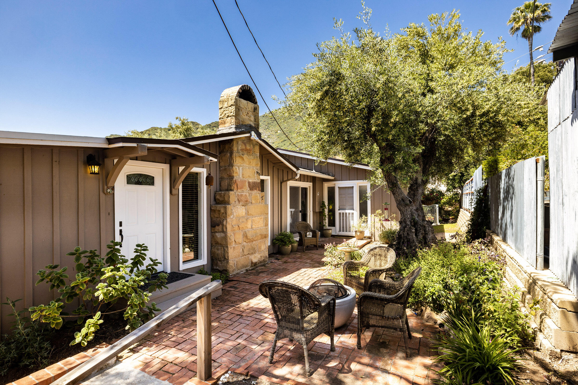 1510 Mission Canyon Road