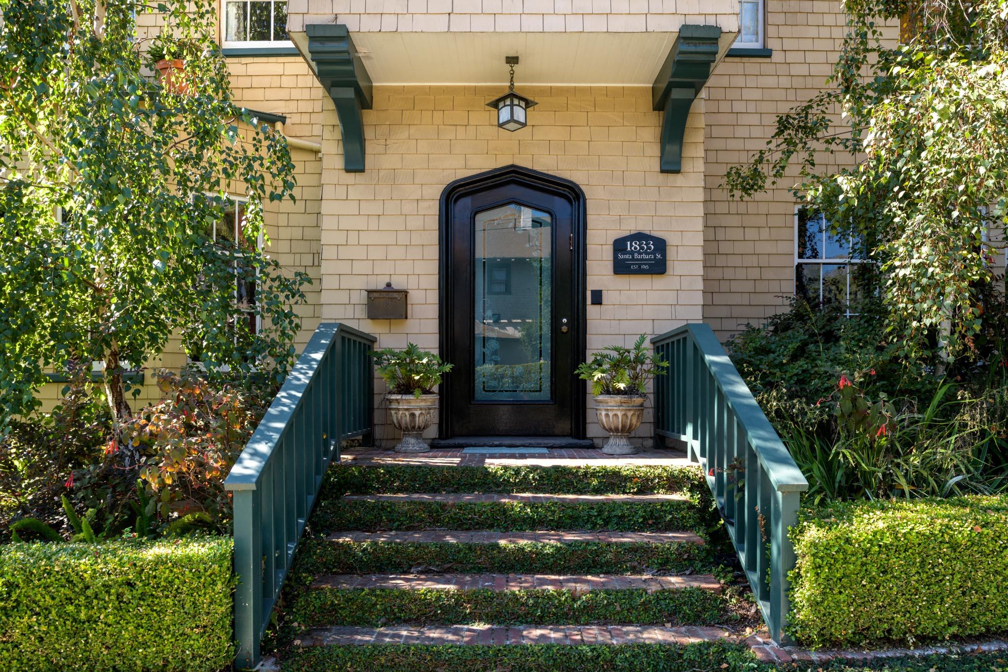1833 Santa Barbara Street