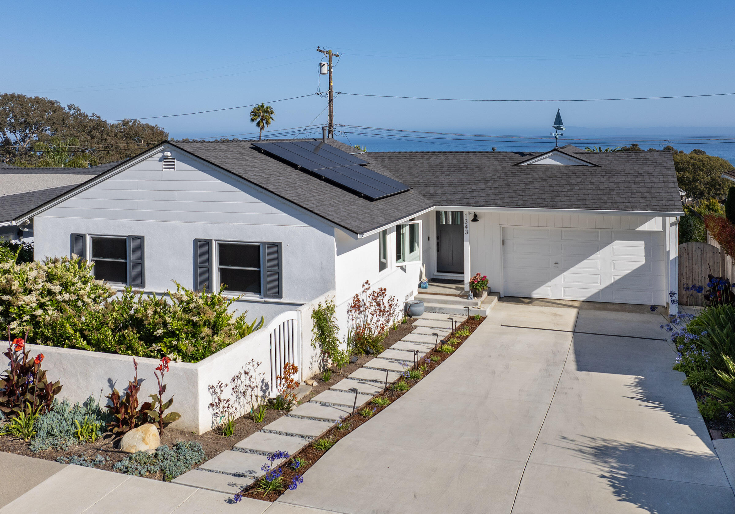 1343 Cliff Drive