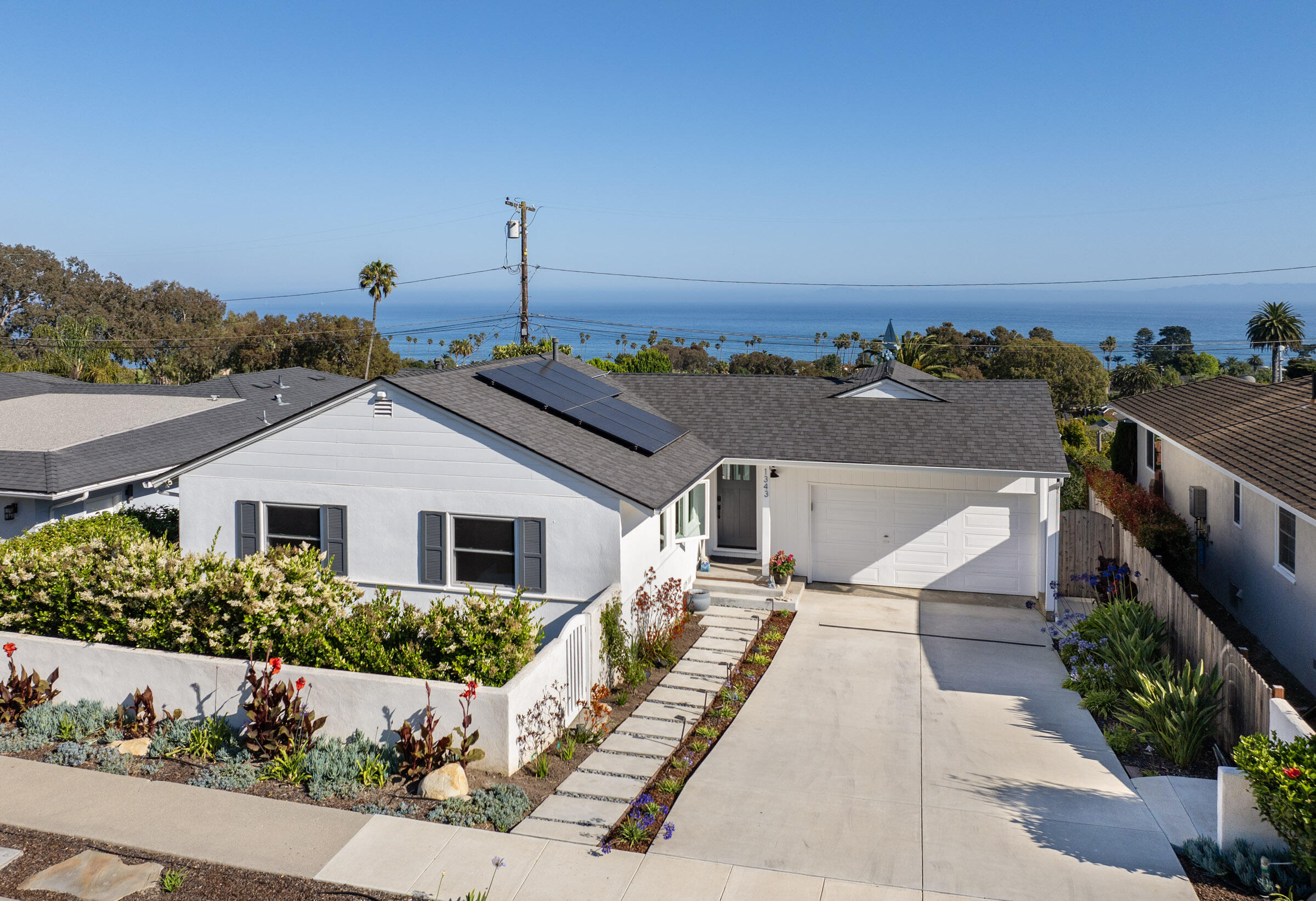 1343 Cliff Drive