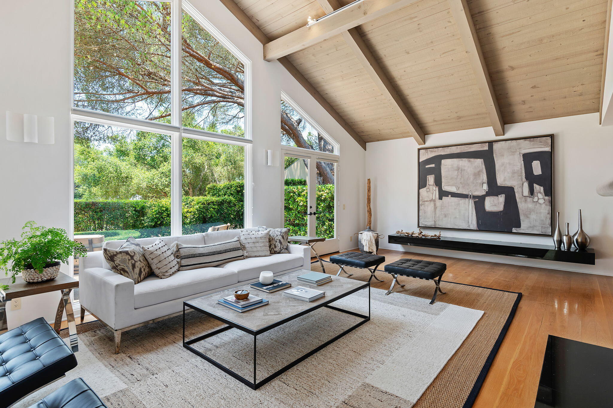 926 Mission Ridge Road
