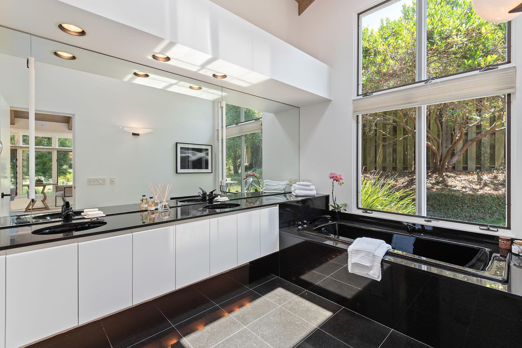 926 Mission Ridge Road