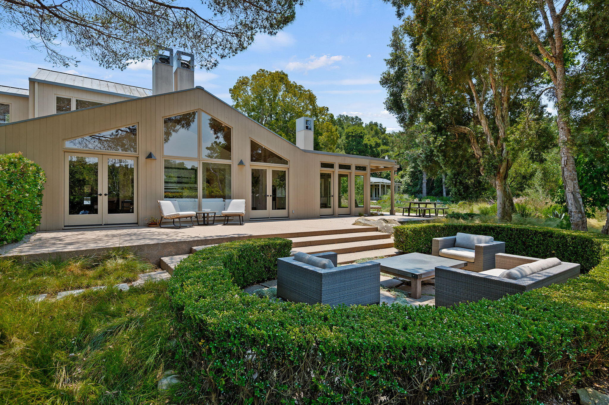 926 Mission Ridge Road