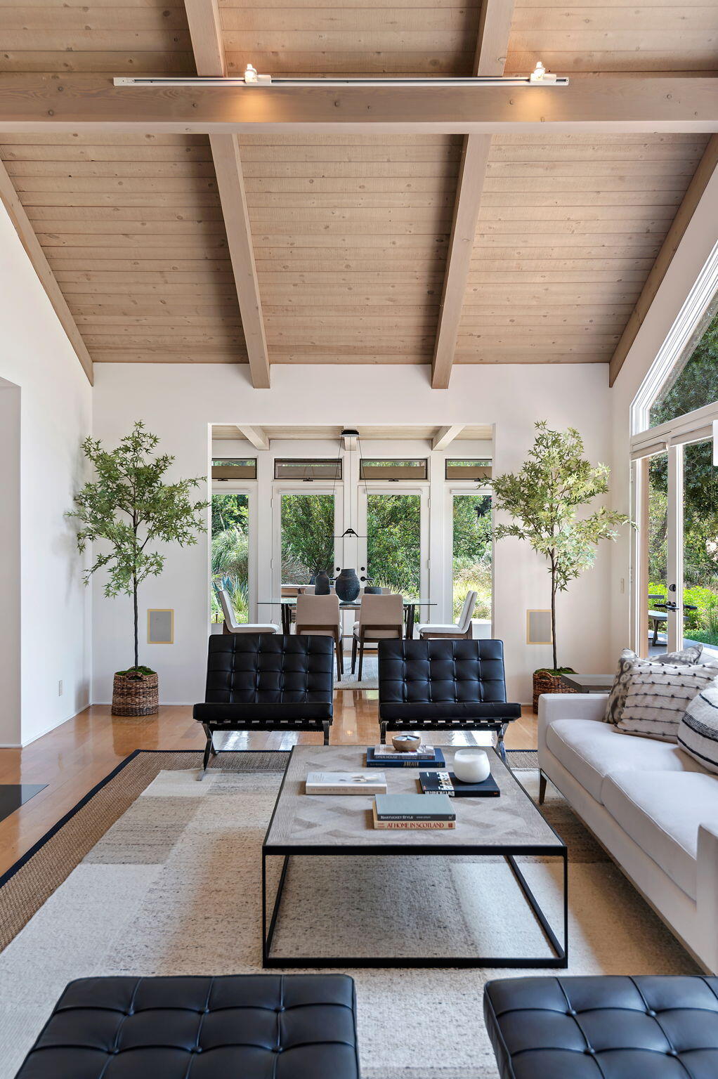 926 Mission Ridge Road