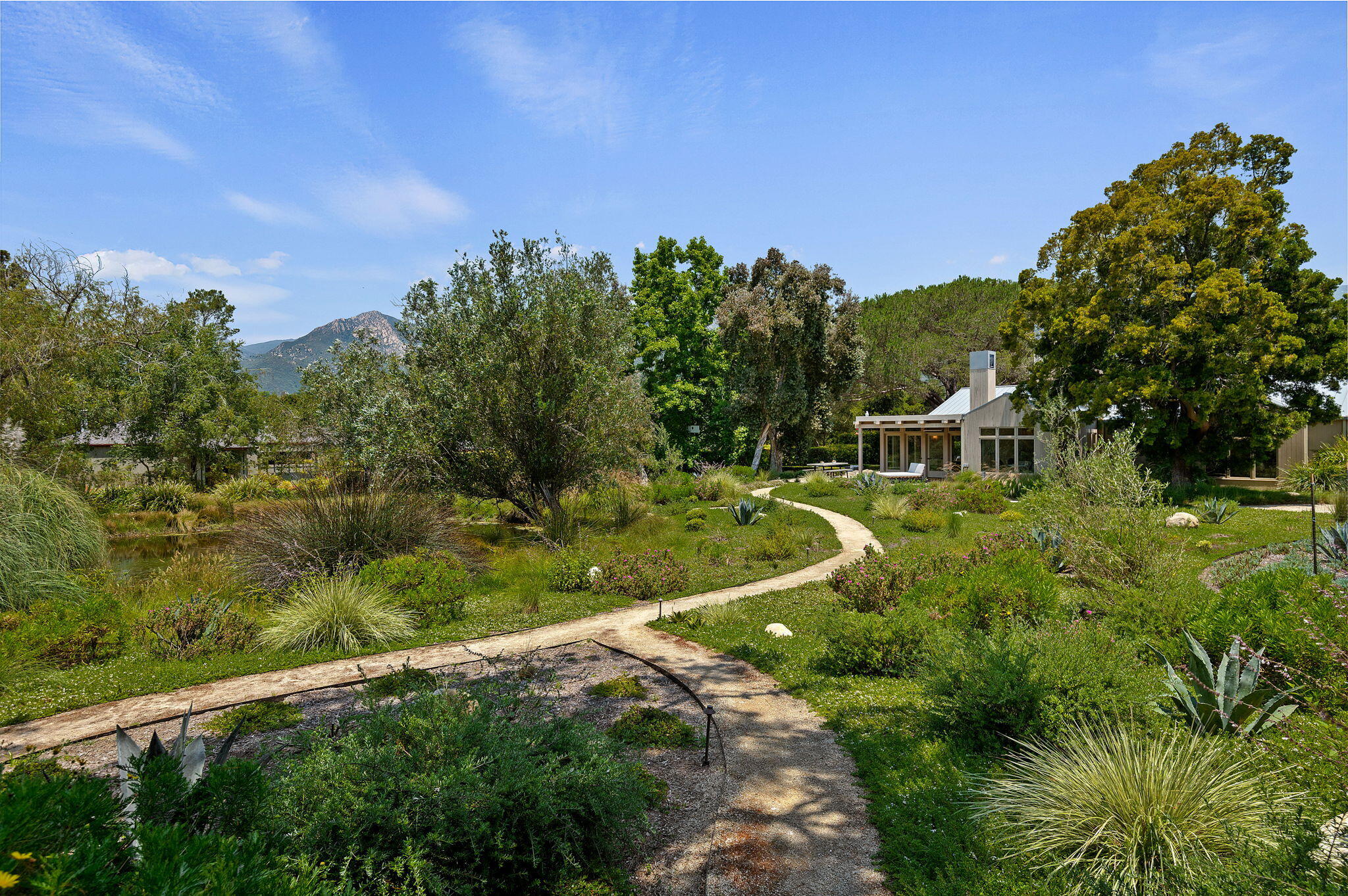926 Mission Ridge Road