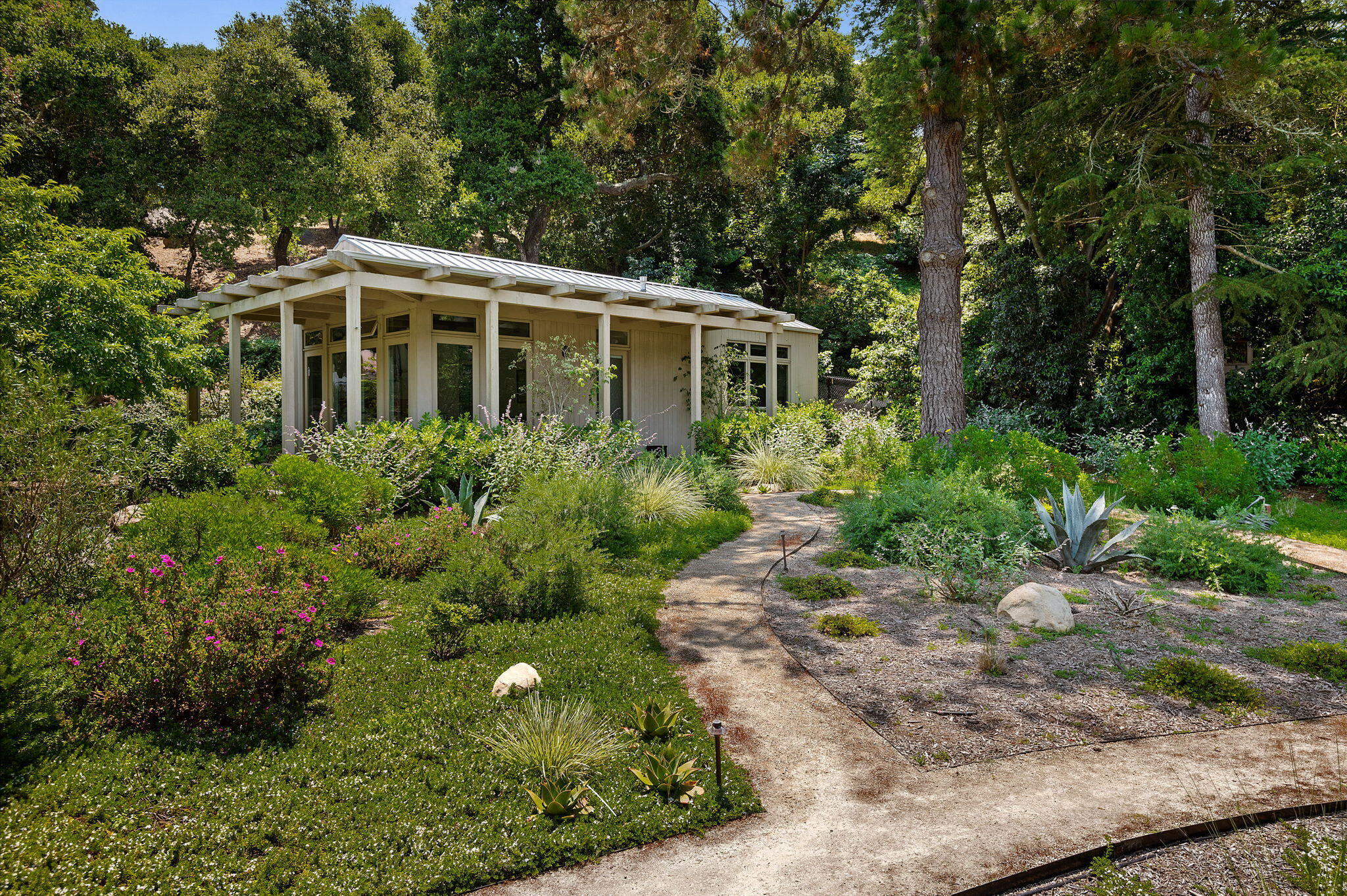 926 Mission Ridge Road