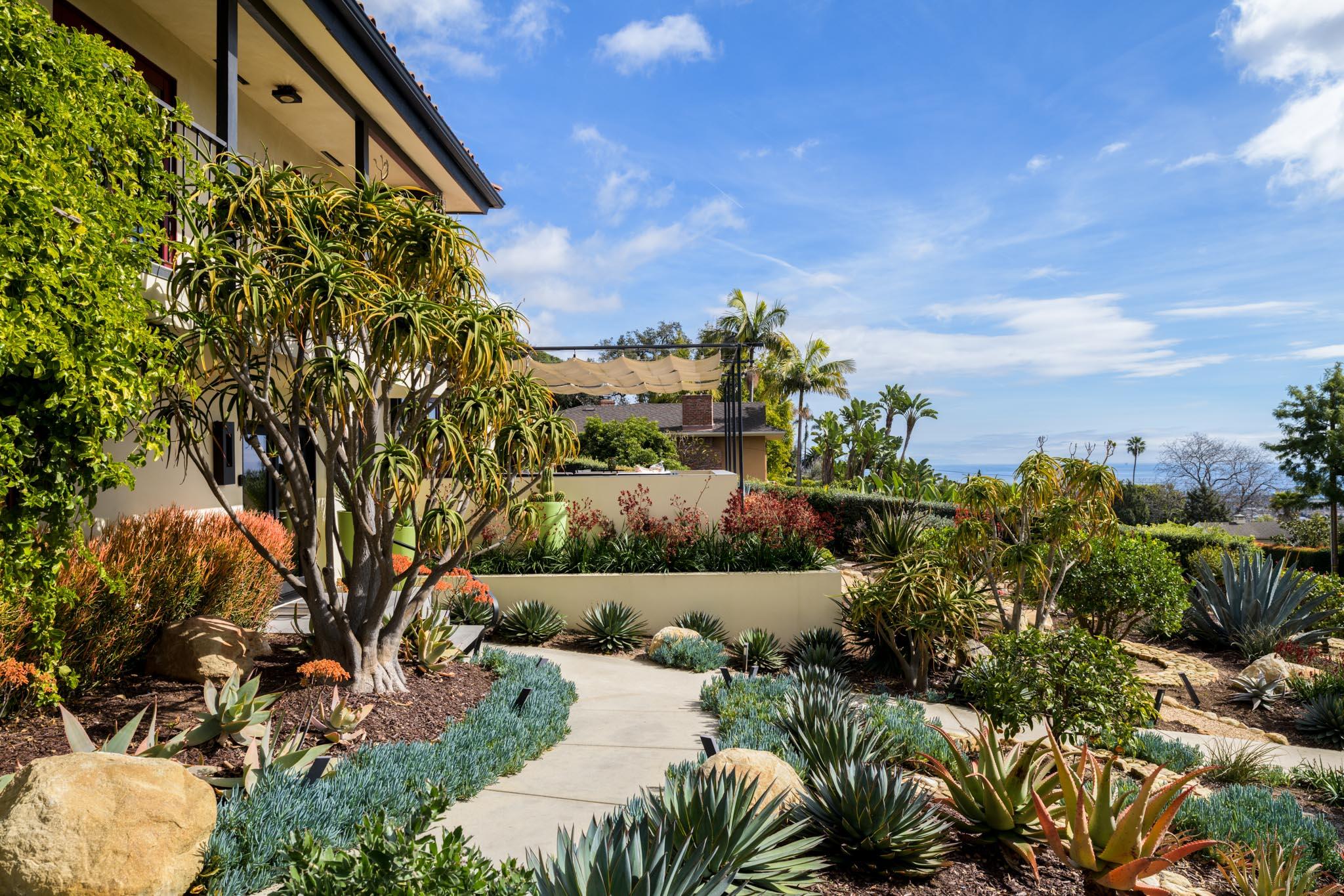 900 Moreno Road