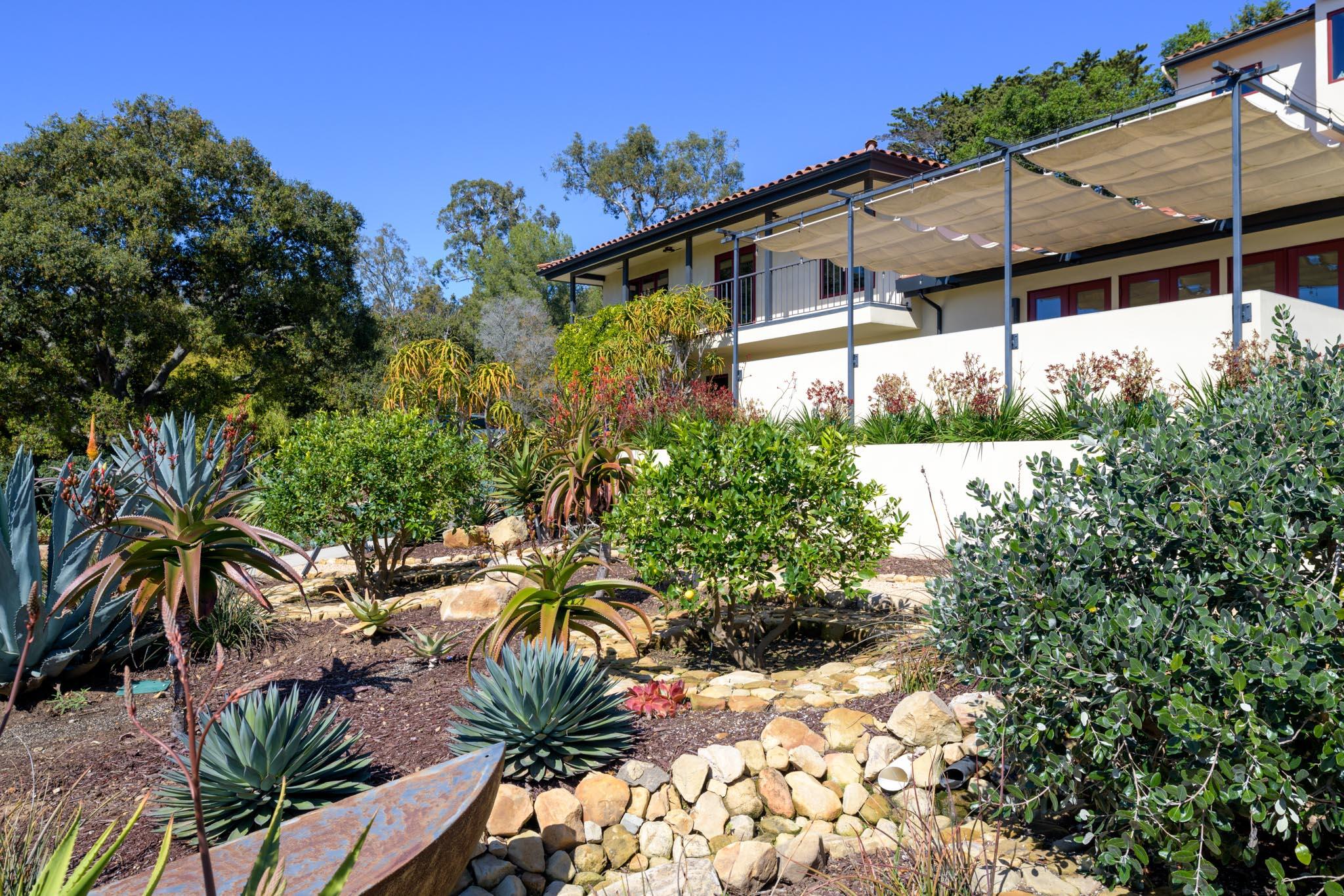 900 Moreno Road