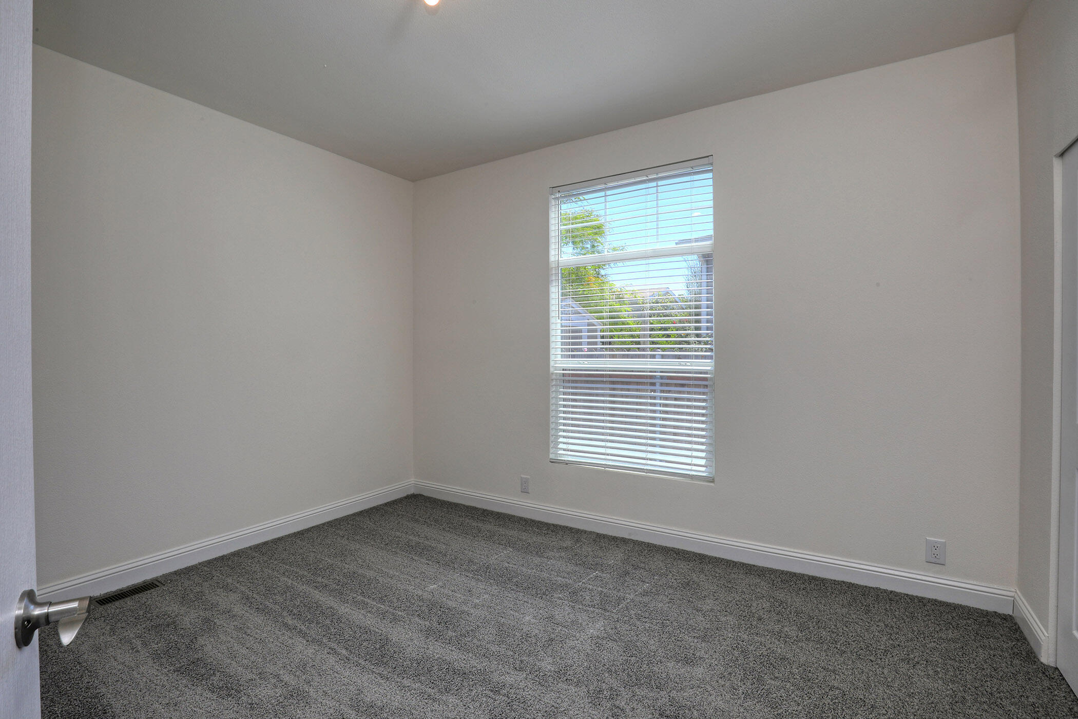 4025 State, 61