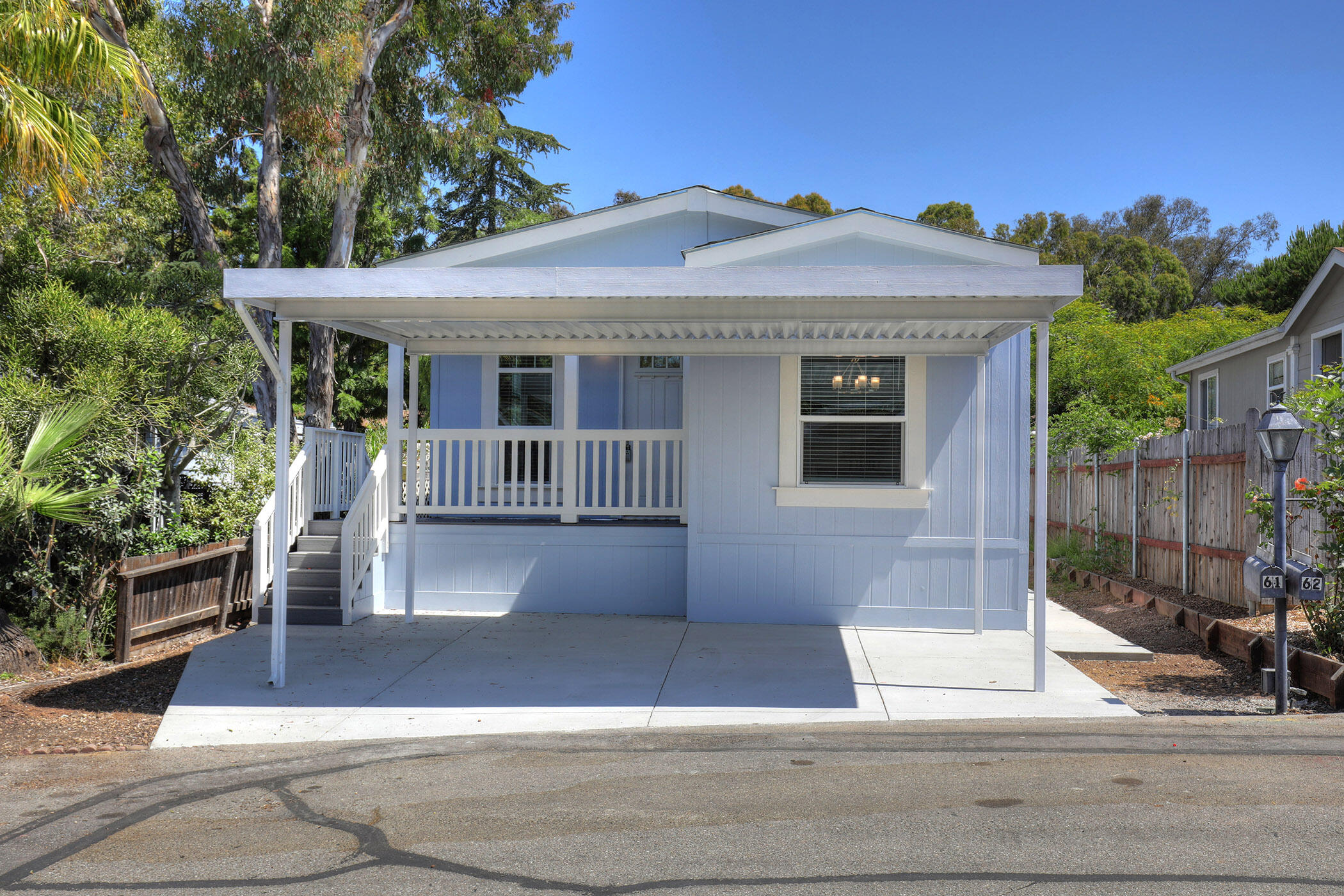 4025 State, 61