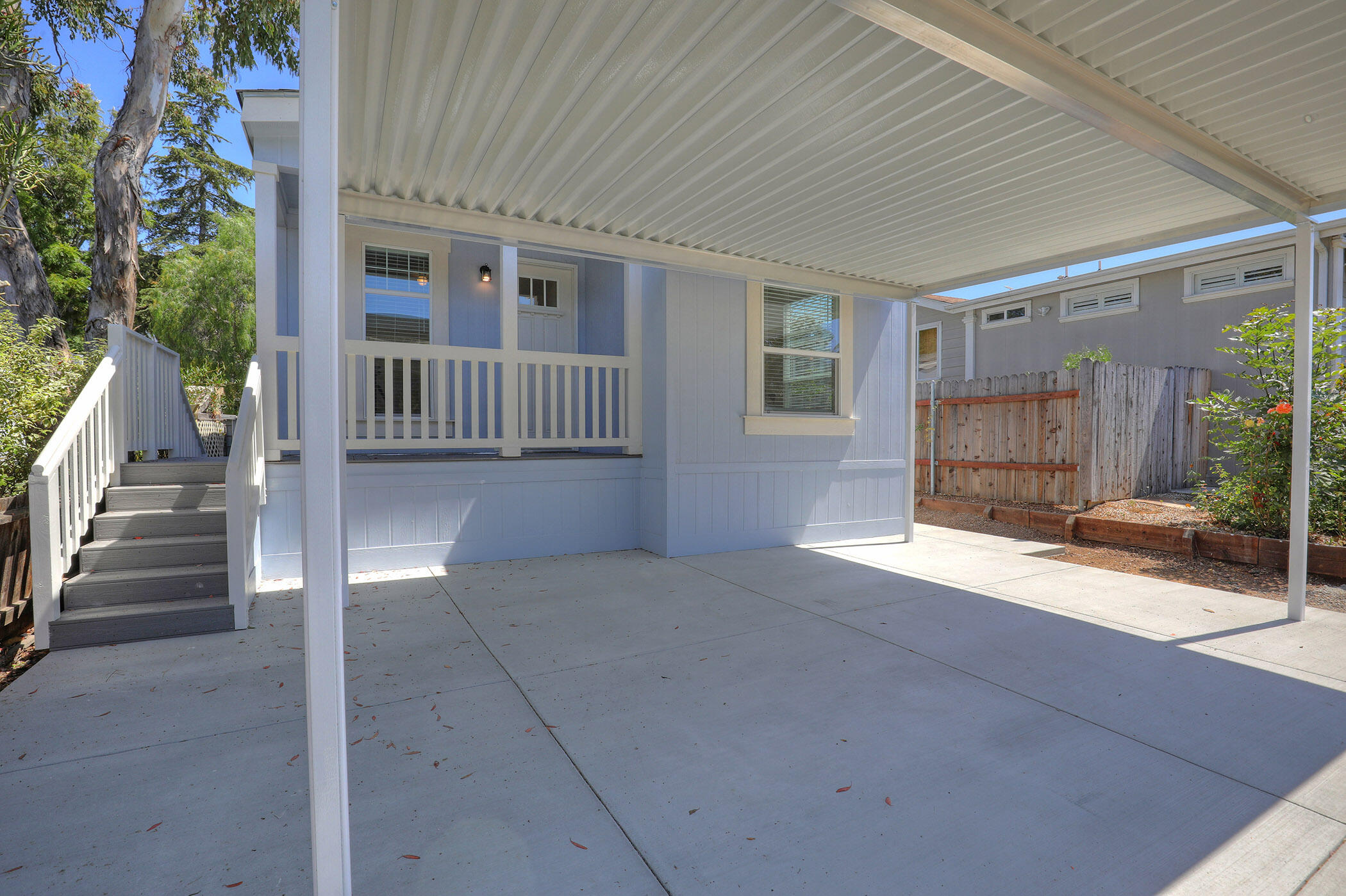 4025 State, 61