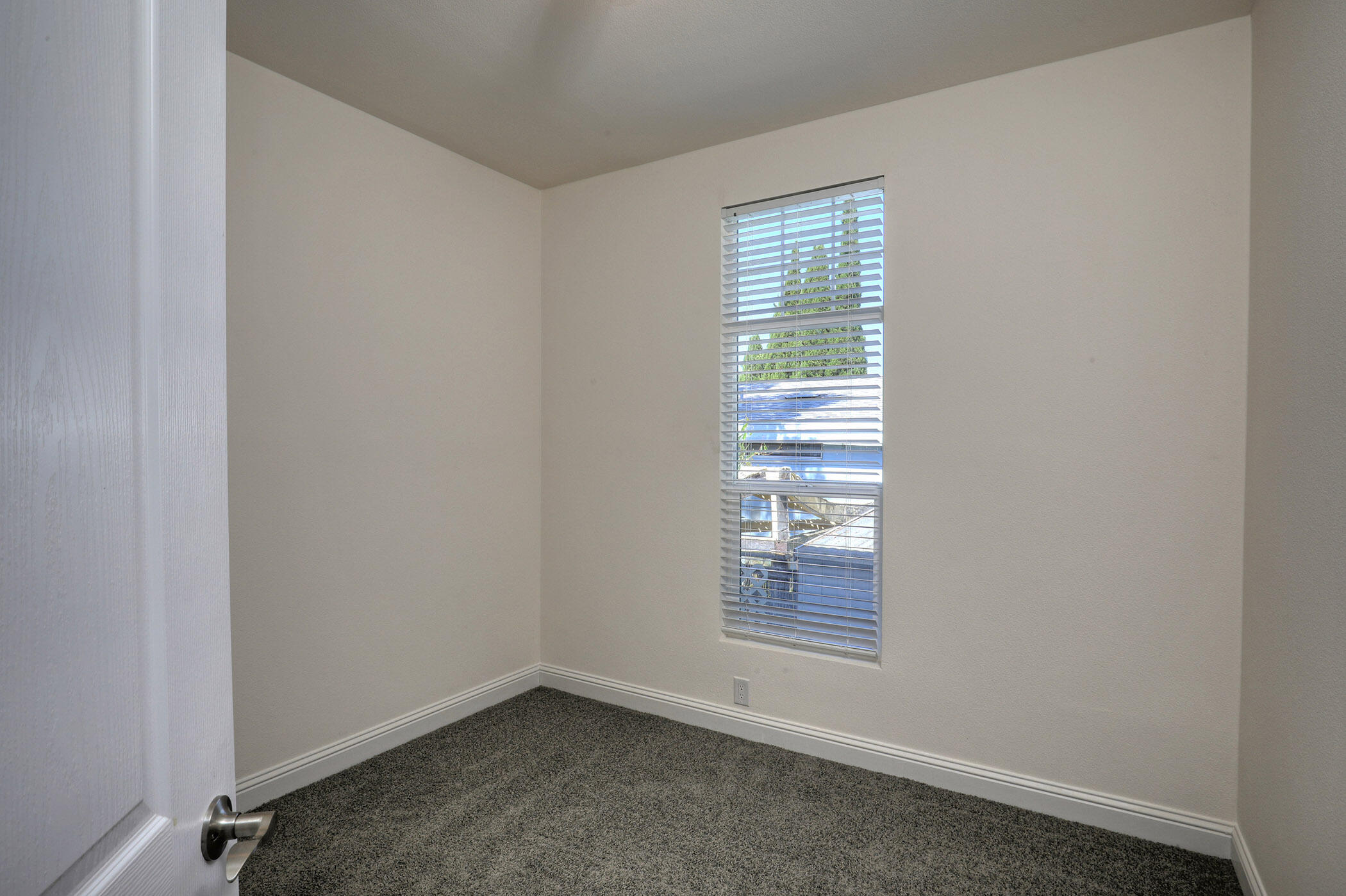 4025 State, 61