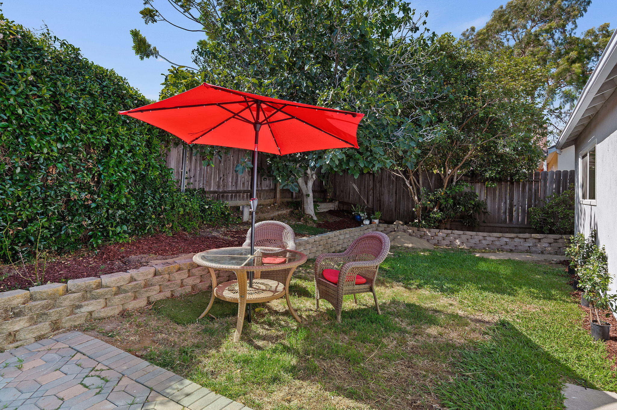 283 Savona Avenue