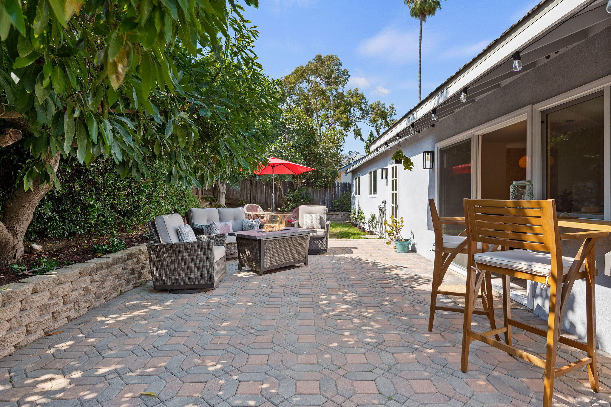283 Savona Avenue
