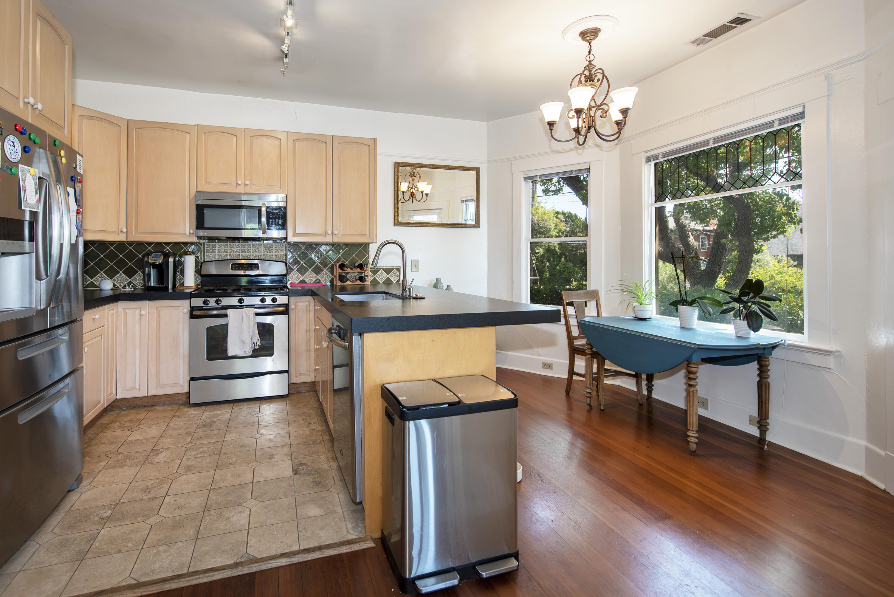 235 W Sola Street