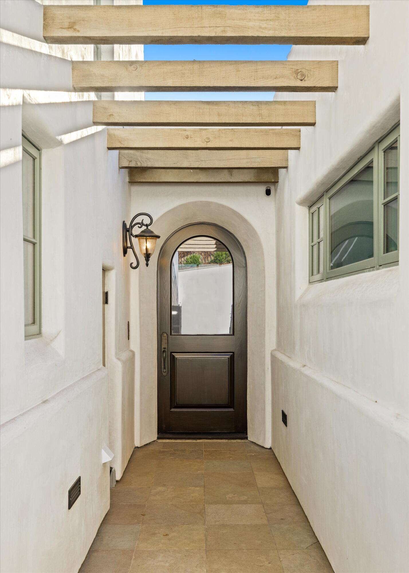 1600 Mira Vista Avenue