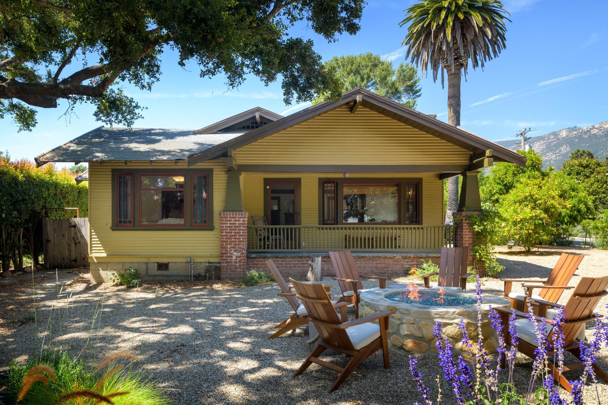 3204 Calle Pinon