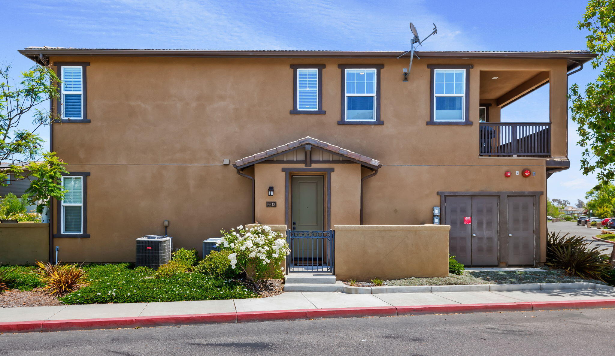 6643 Calle Koral