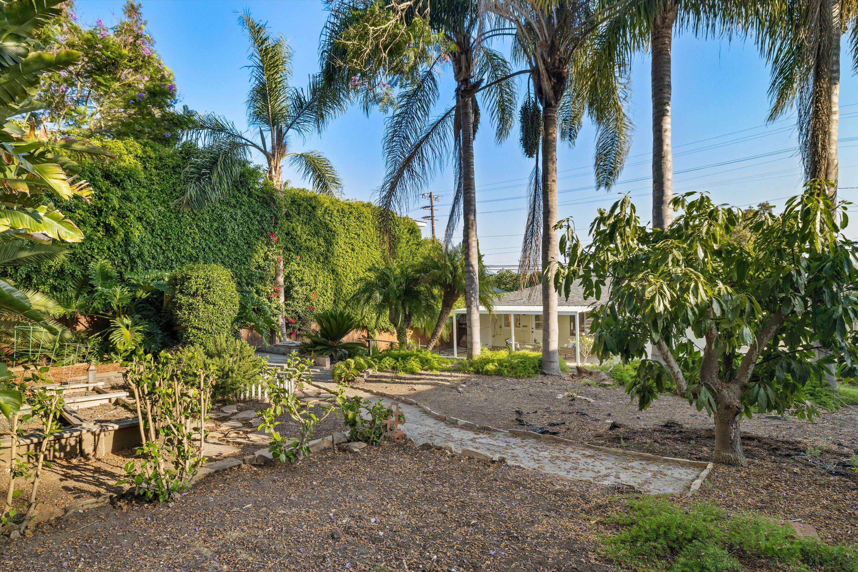 1710 Cliff Drive