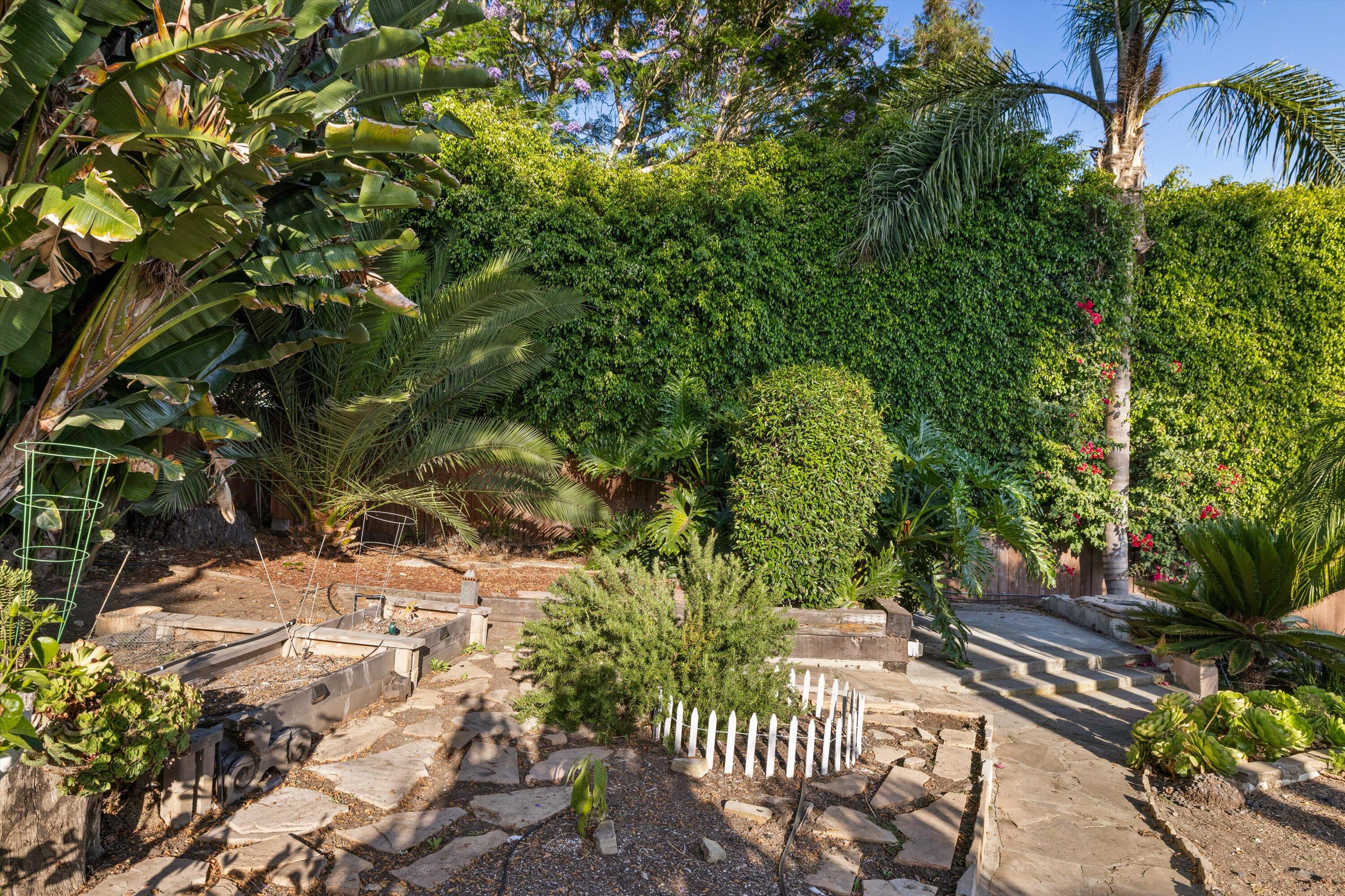 1710 Cliff Drive