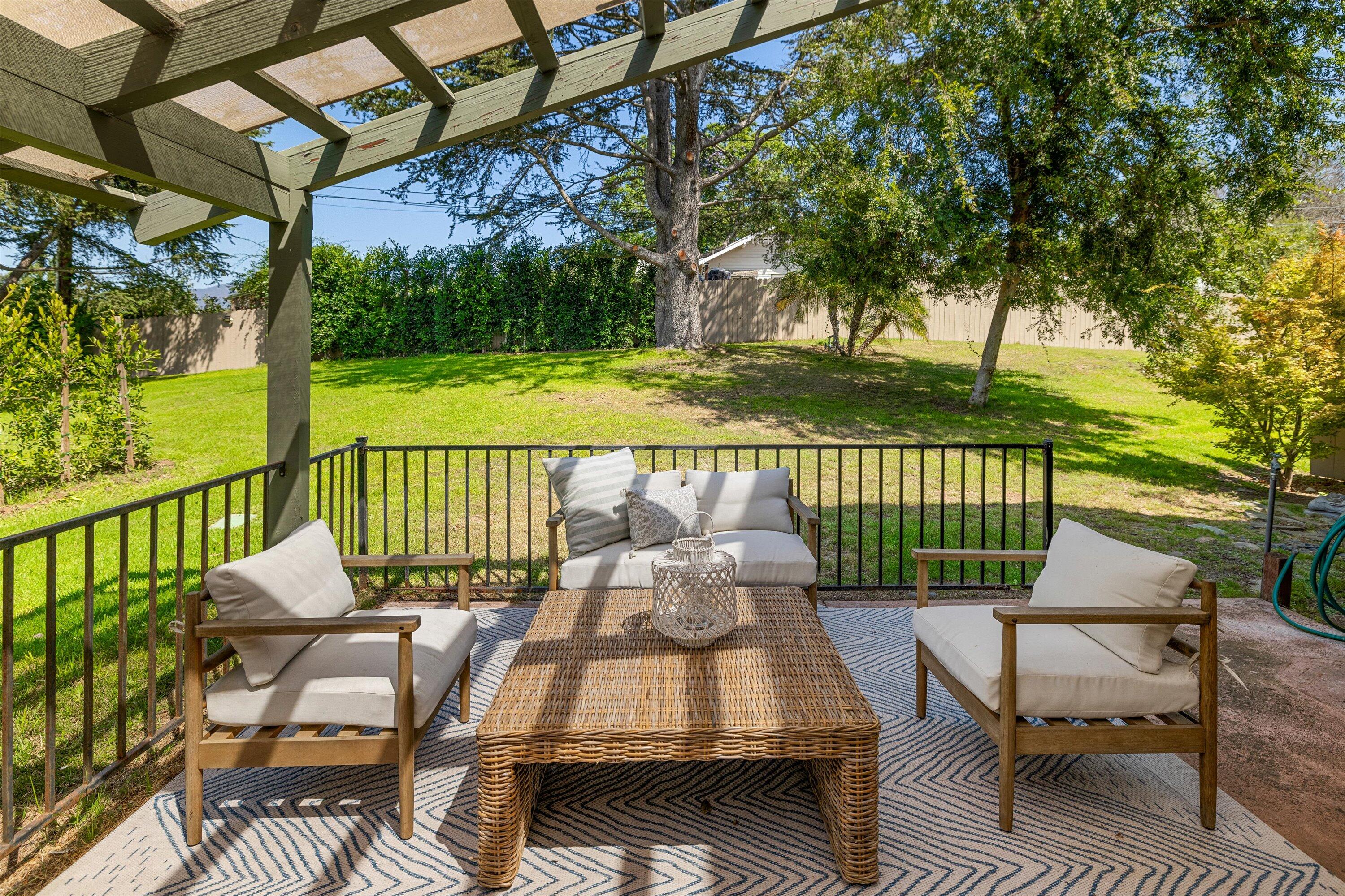 280 N La Cumbre Road