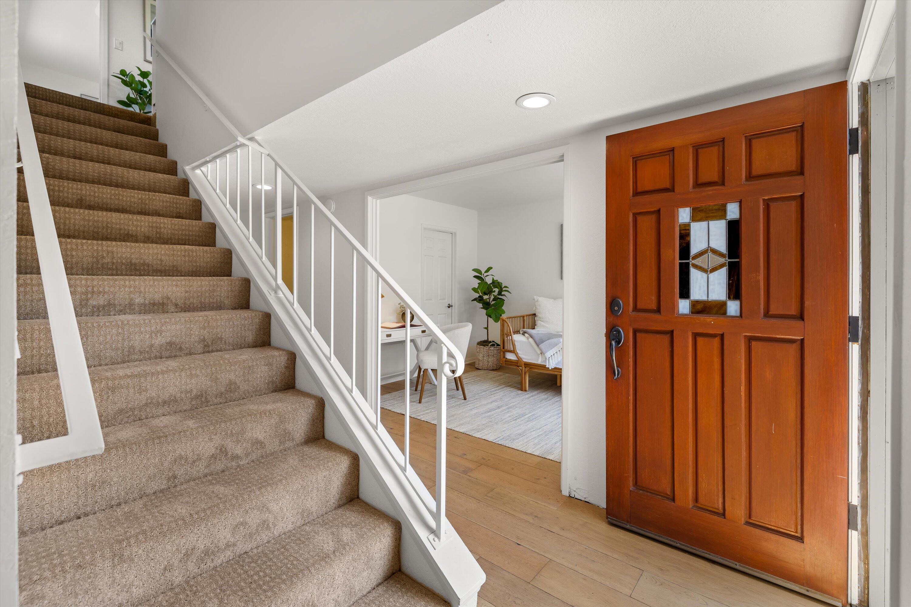 280 N La Cumbre Road